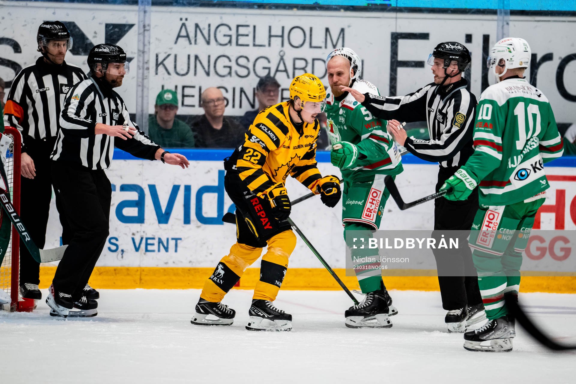 Skellefteås Jonathan Johnsson och Rögles Vojtech Mozik