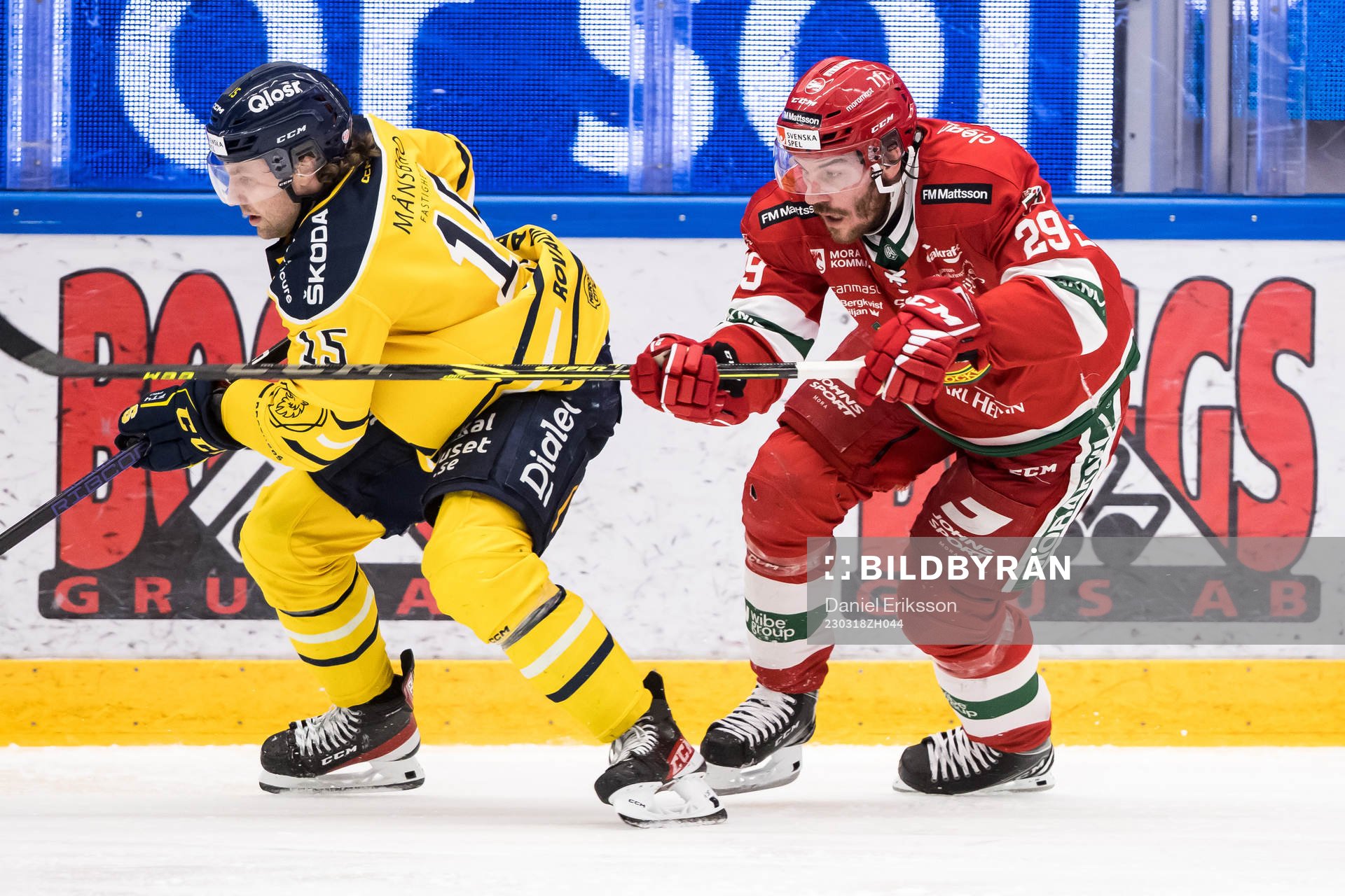 Södertäljes Albin Carlson och Moras Johan Persson