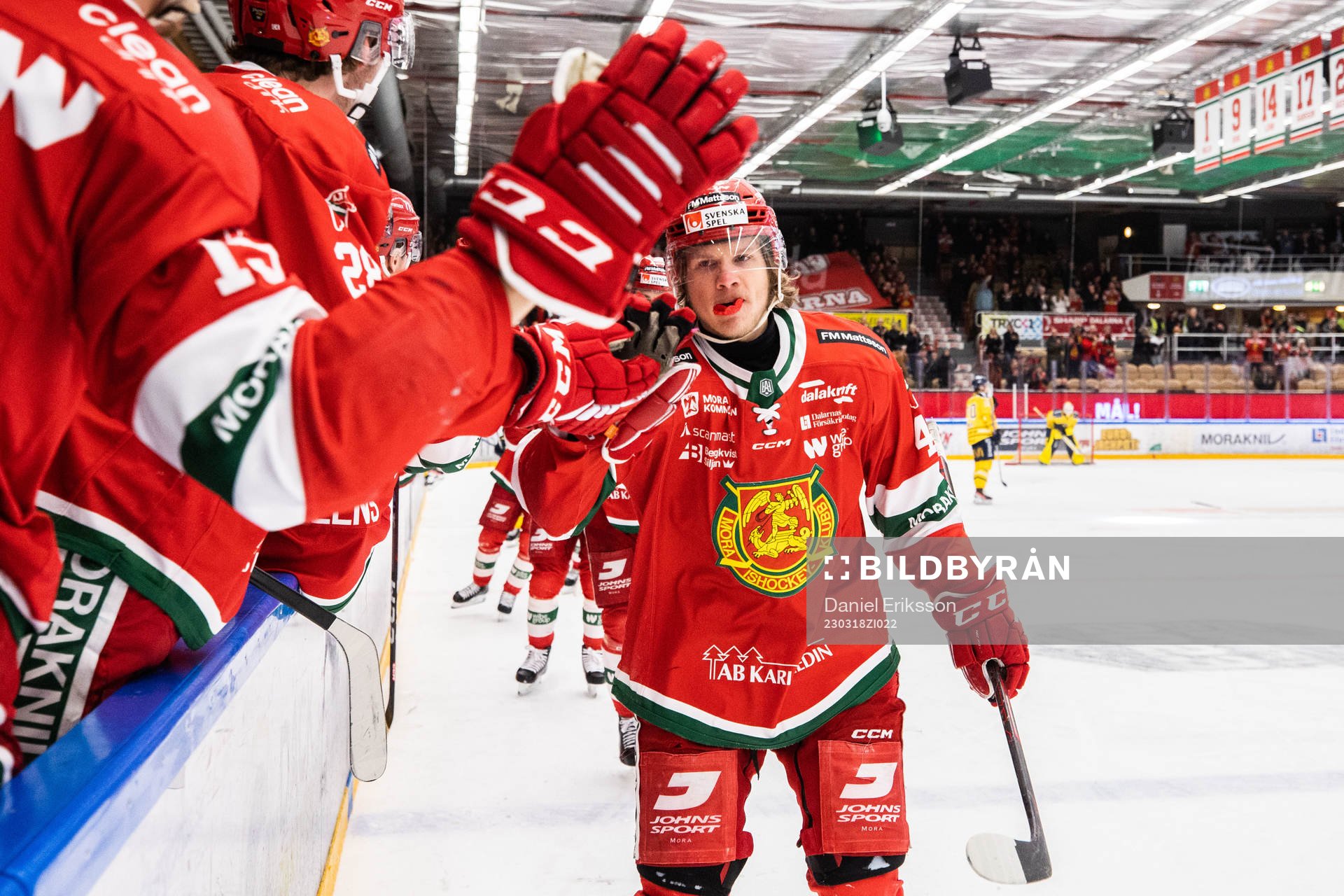 Moras Anton Heikkinen jublar