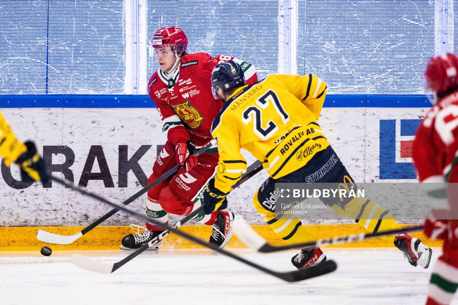 Moras Jonathan Myrenberg  och Södertäljes Daniel Norbe