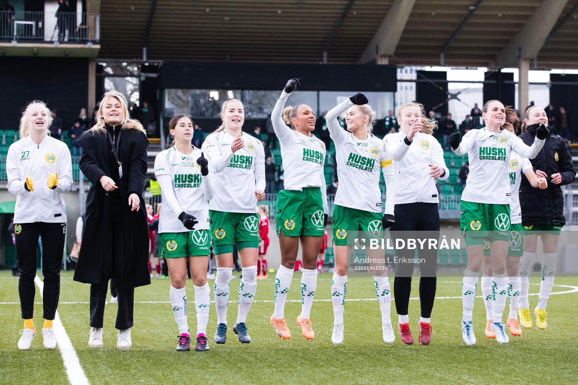Hammarbys spelare jublar