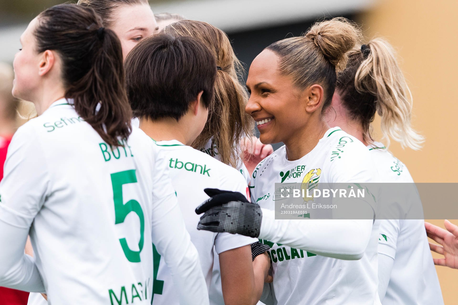 Hammarbys Madelen Janogy jublar efter att ha gjort 4-1 för Hammarby under semifinalen i Svenska Cupen mellan Hammarby och Piteå den 19 mars 2023 i Stockholm.