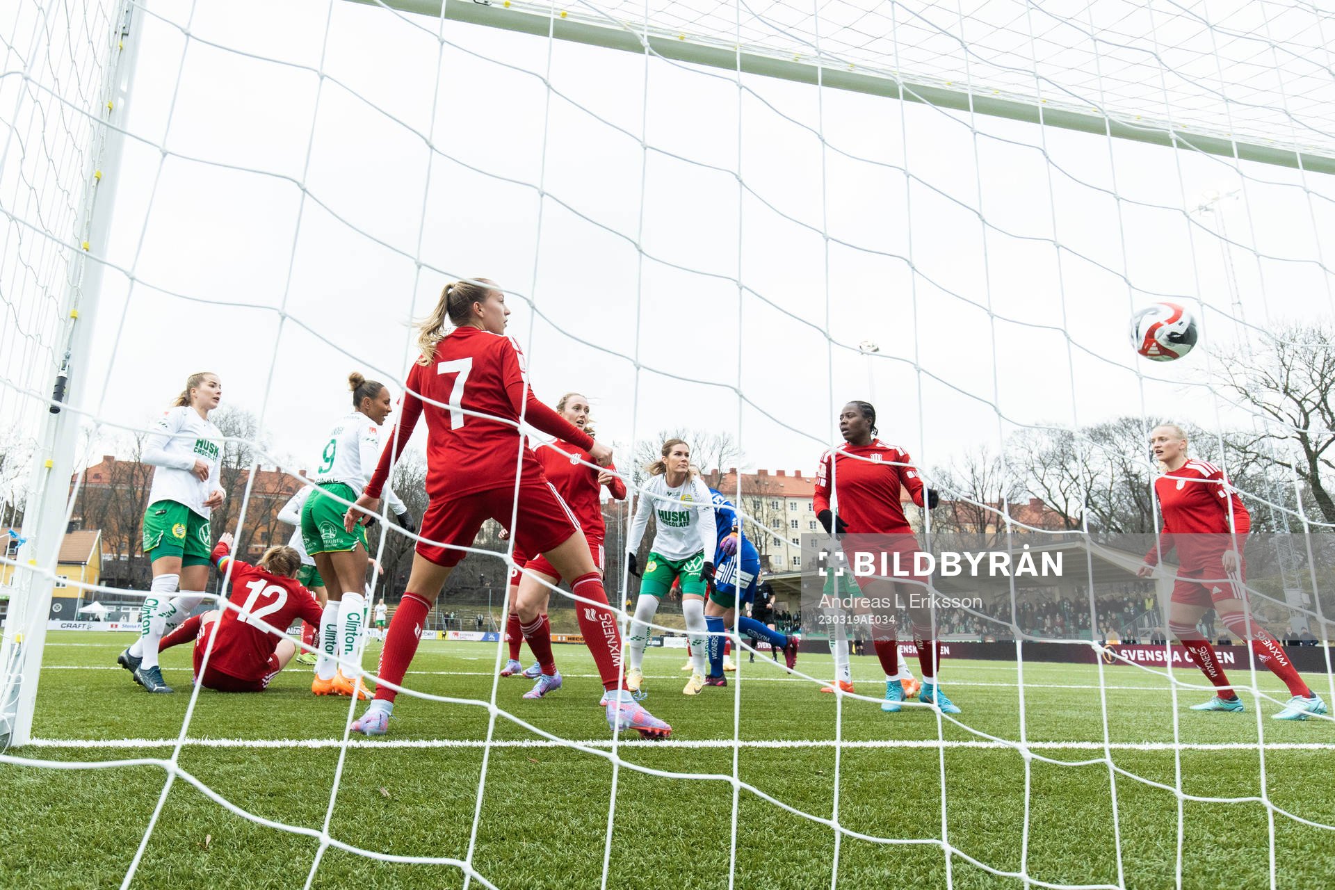 Hammarbys Madelen Janogy gör 4-1 för Hammarby