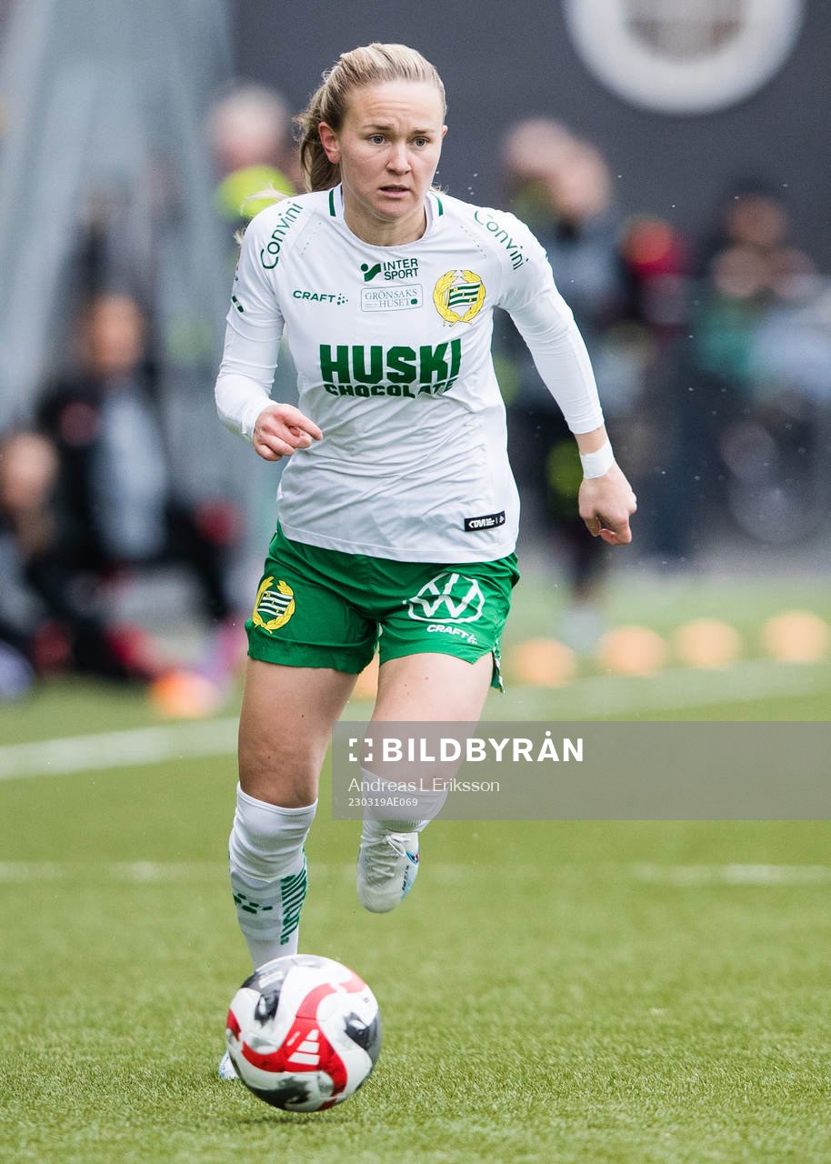 Hammarbys Matilda Vinberg under semifinalen i Svenska Cupen mellan Hammarby och Piteå den 19 mars 2023 i Stockholm. 