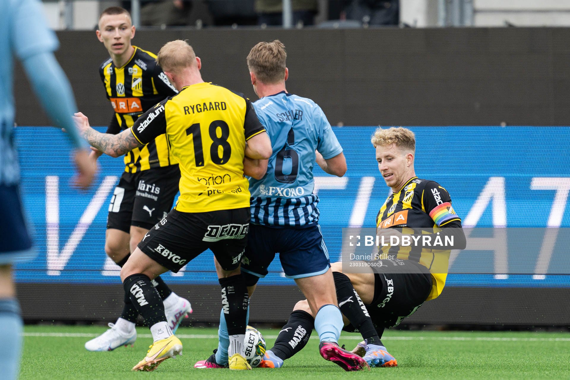 Djurgårdens Rasmus Schuller och Häckens Samuel Gustafson