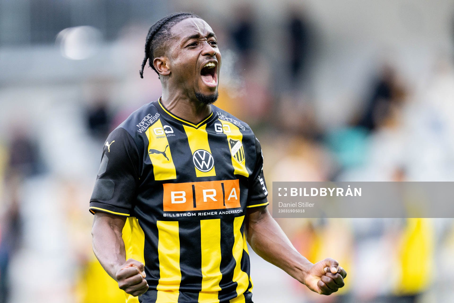 Häckens Ibrahim Sadiq jublar