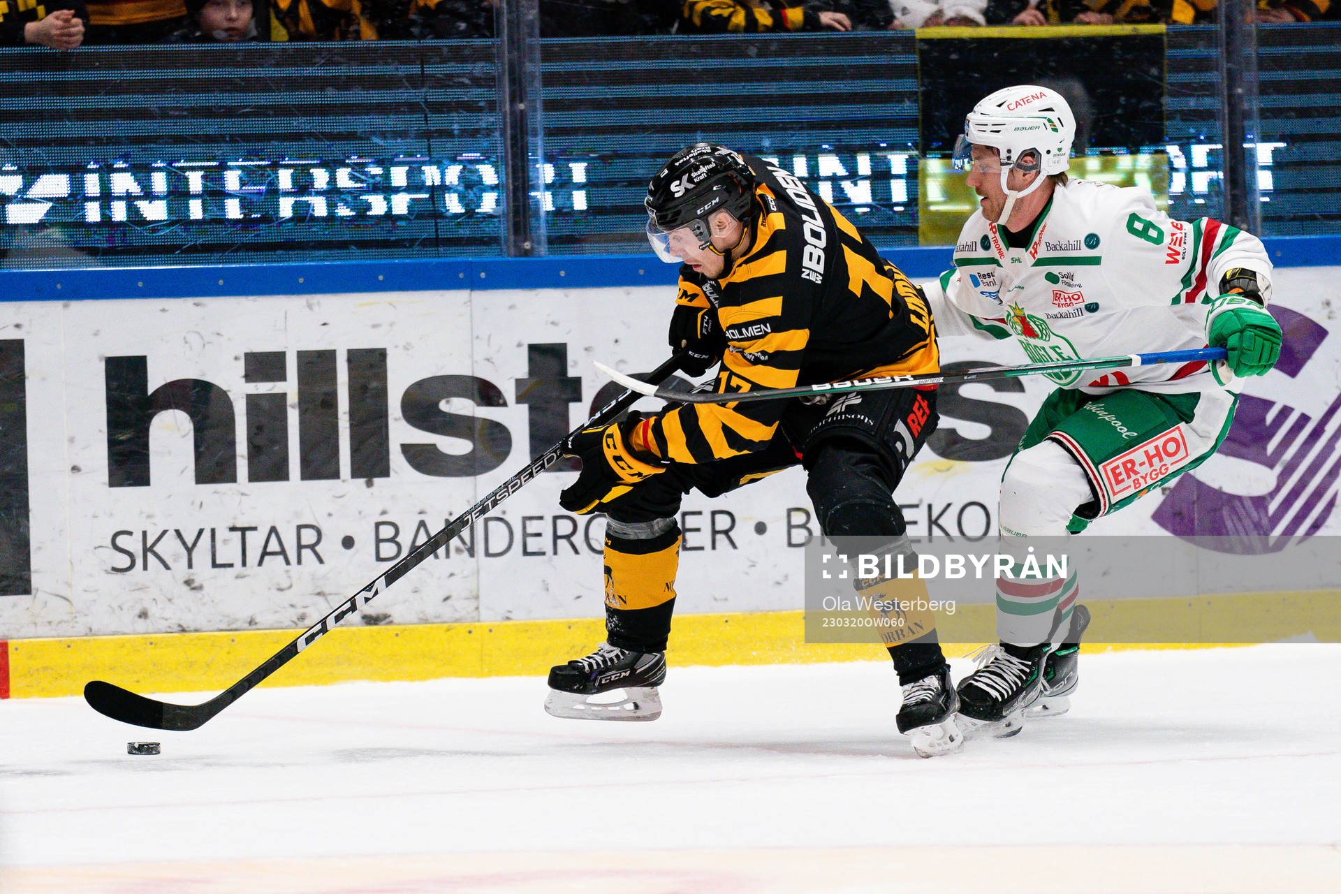 Skellefteå AIKs Pär Lindholm och Rögles Tony Sund