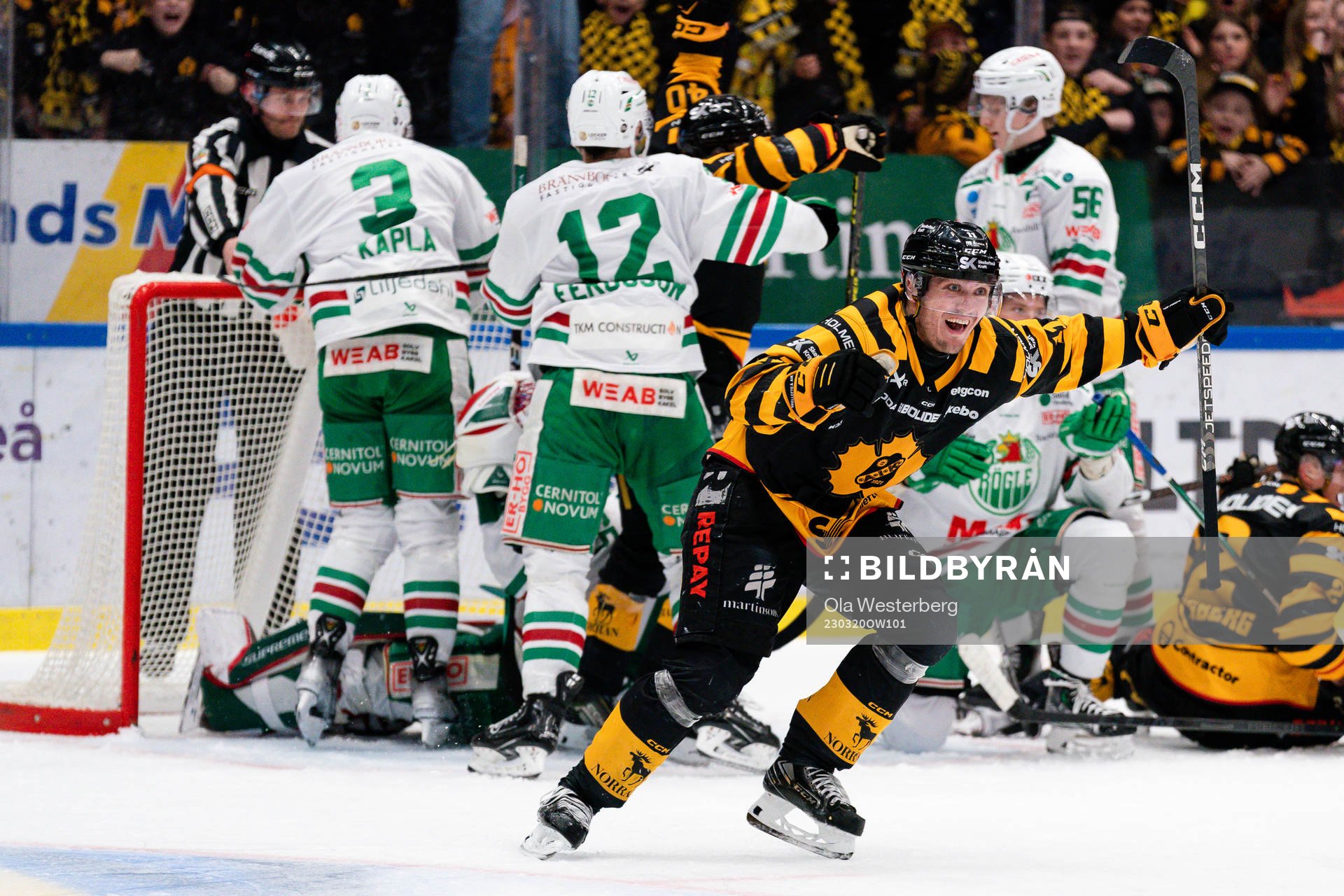 Skellefteå AIKs Max Lindholm jublar