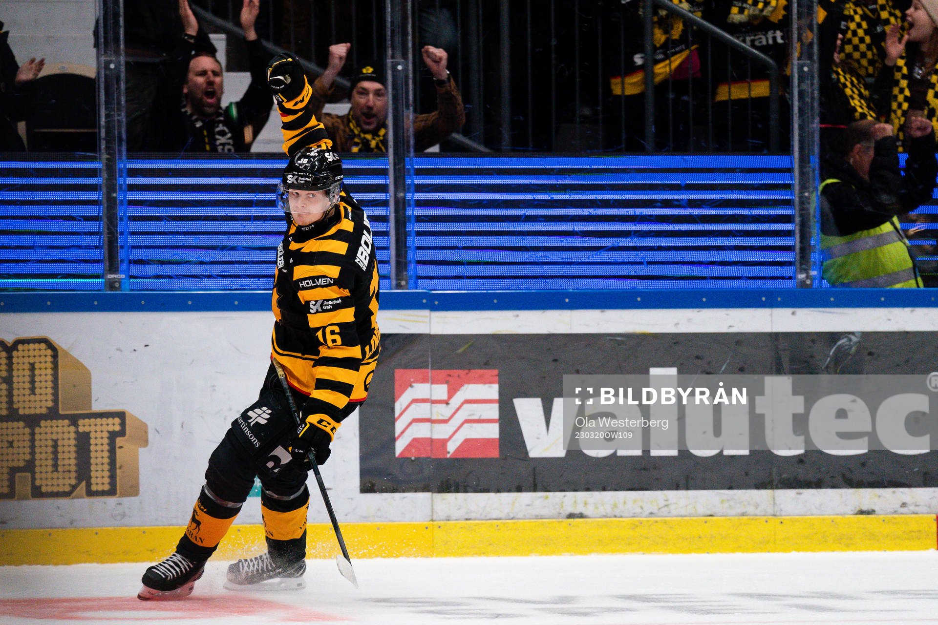 Skellefteå AIKs Linus Lindström jublar