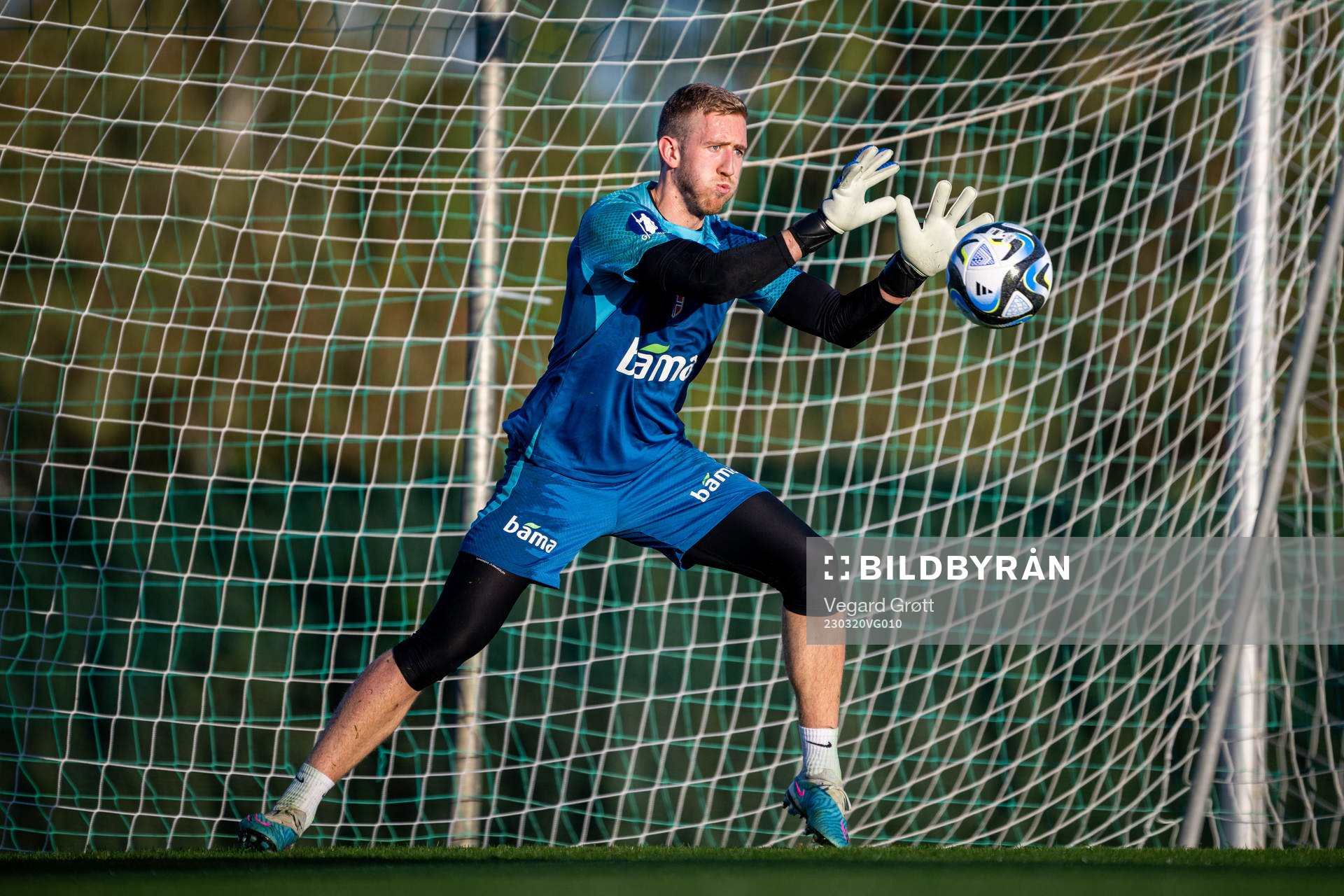 Goalkeeper Egil Selvik of the Norwegian national football team during a training session on March 20, 2023 in Marbella. 