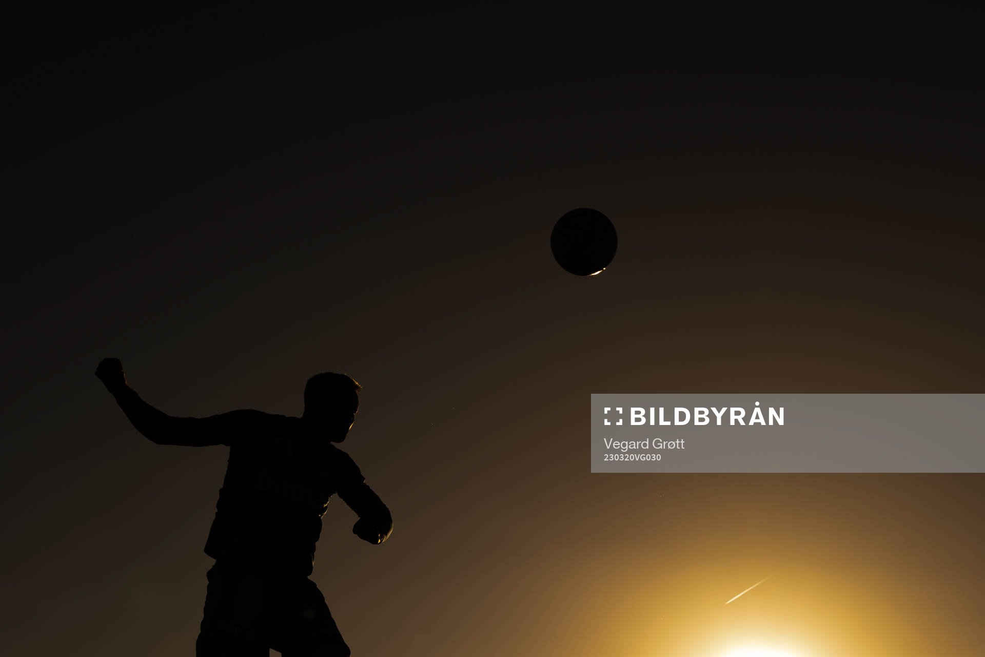 The silhouette of Stian Gregersen of the Norwegian national