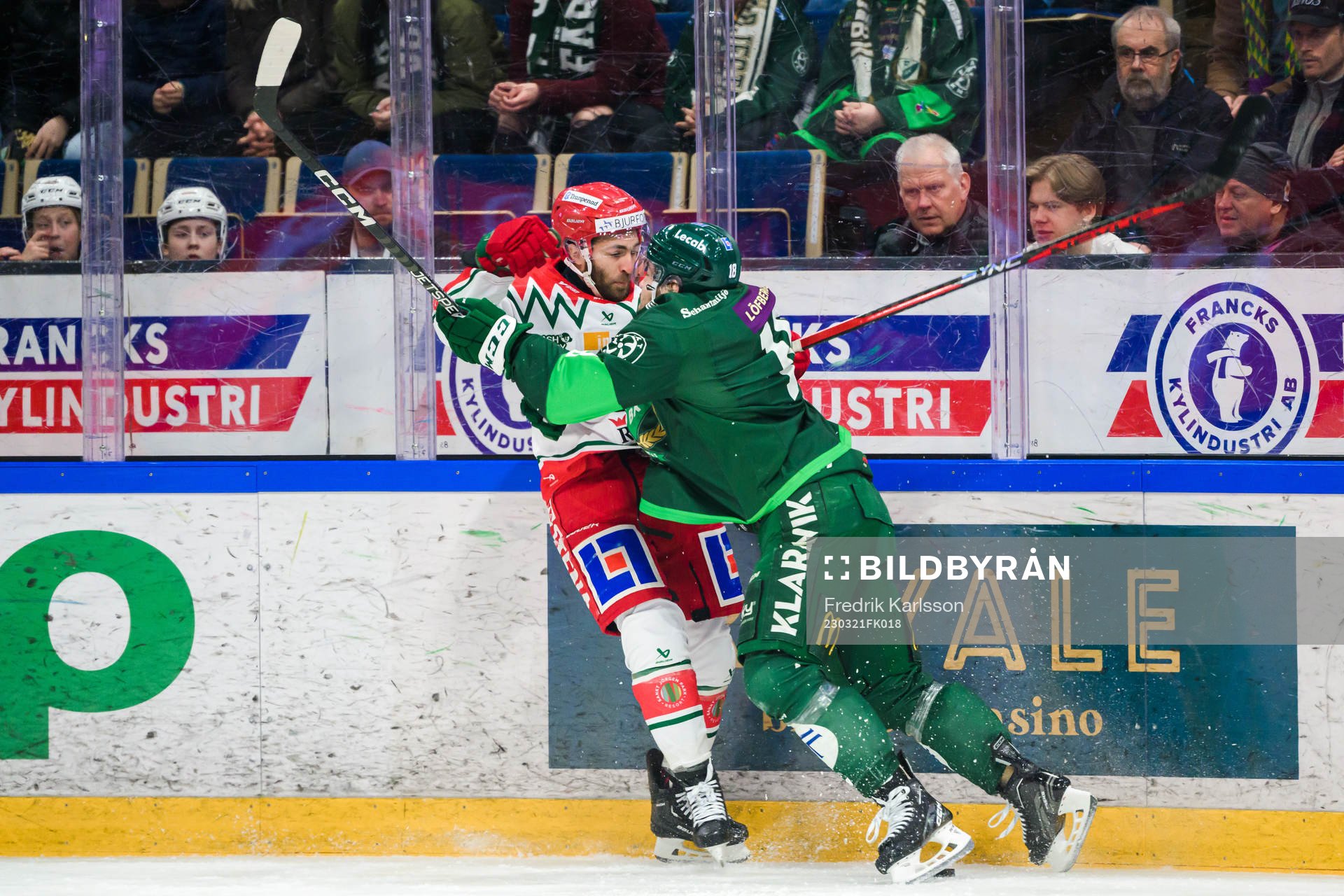 Frölundas Anthony Greco och Färjestads Remi Elie