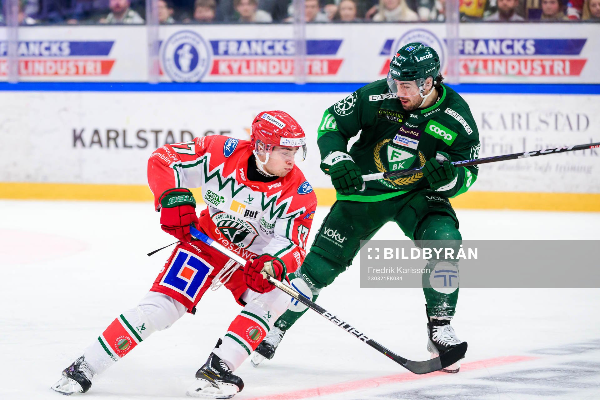 Frölundas Isac Born och Färjestads Remi Elie