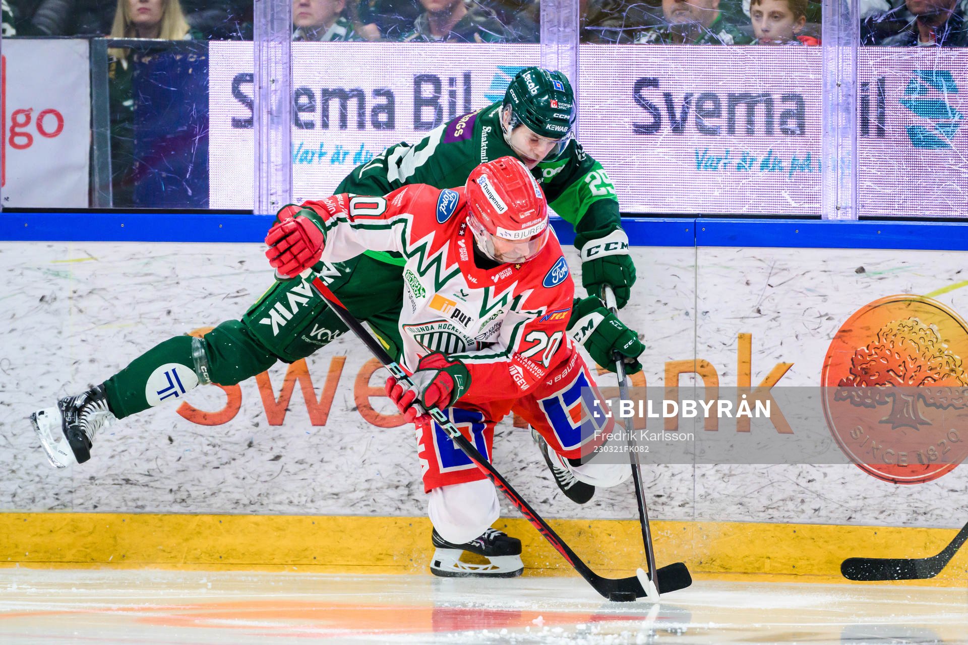 Färjestads Lucas Forsell och Frölundas Joel Lundqvist