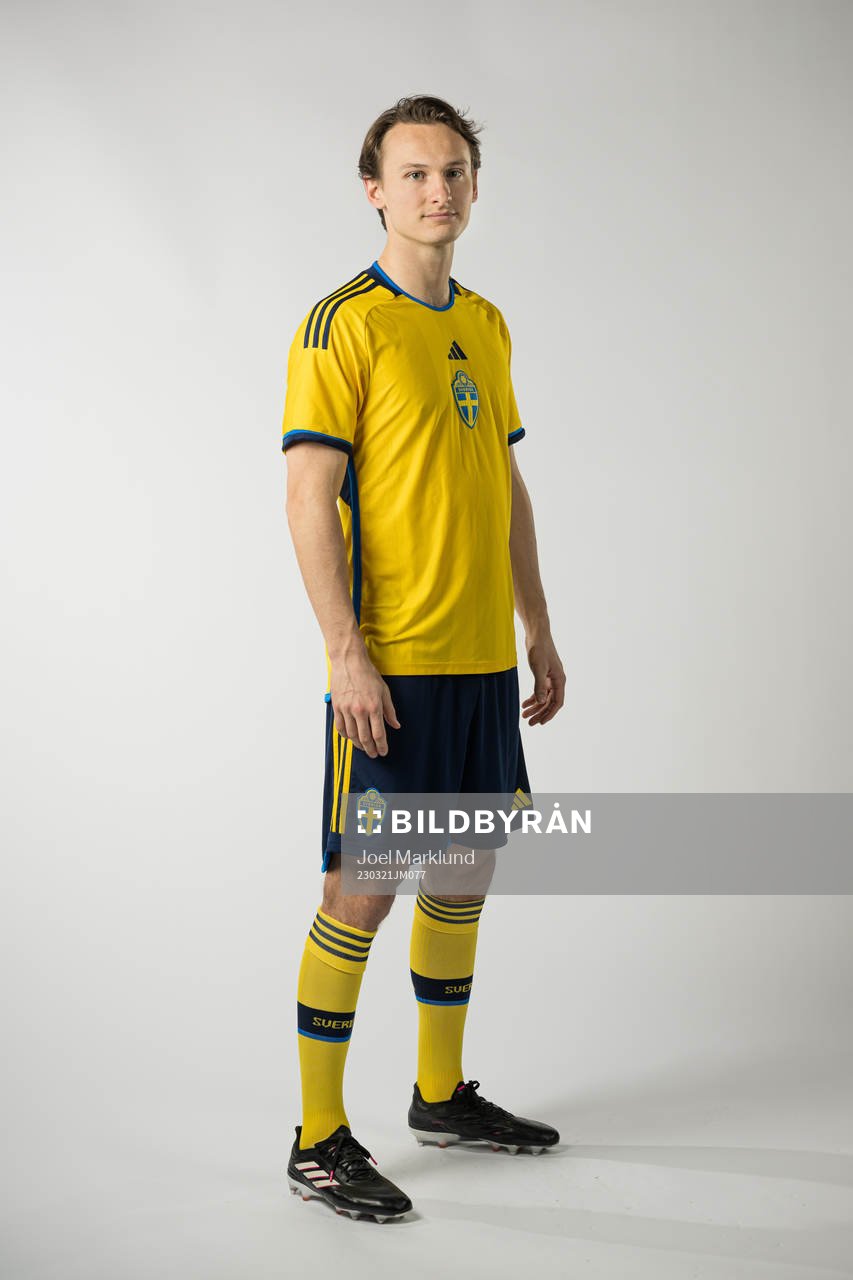 Hjalmar Ekdal of the Swedish national football team poses