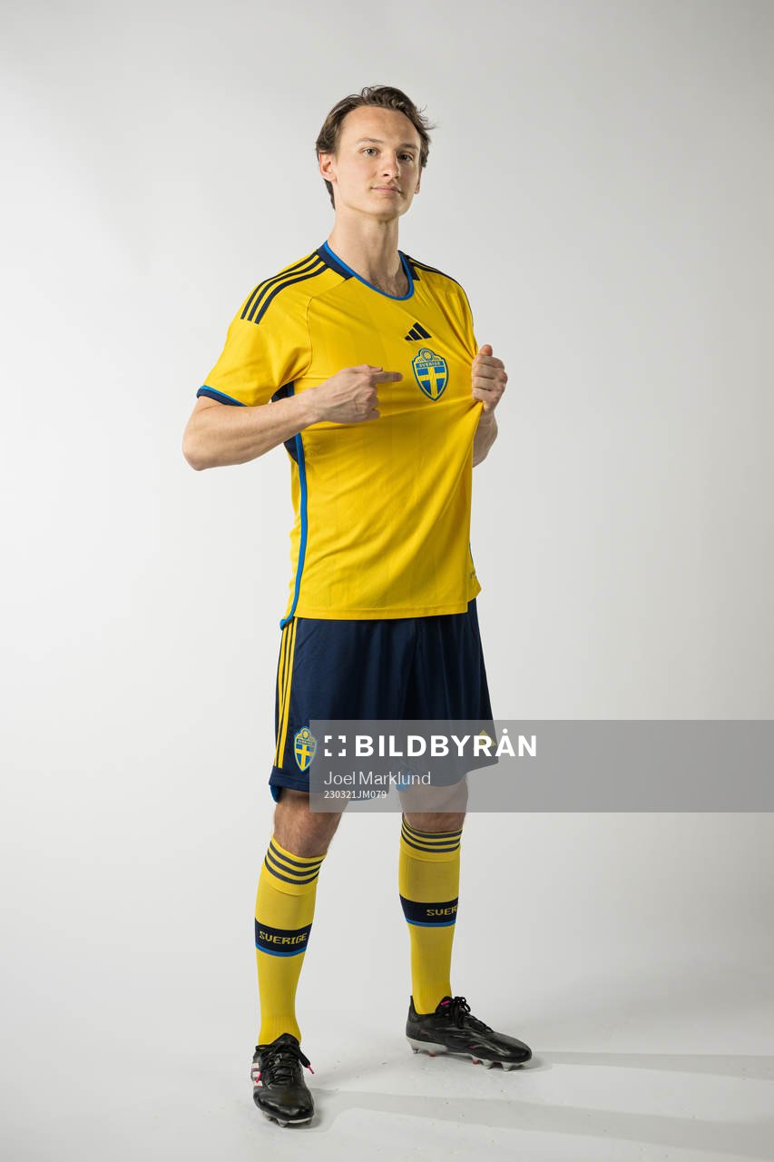 Hjalmar Ekdal of the Swedish national football team poses