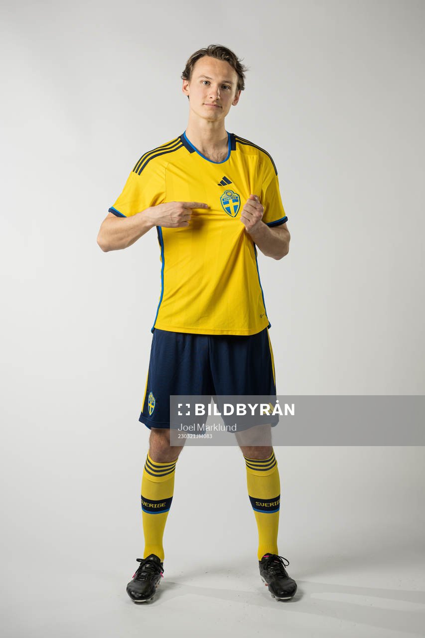 Hjalmar Ekdal of the Swedish national football team poses
