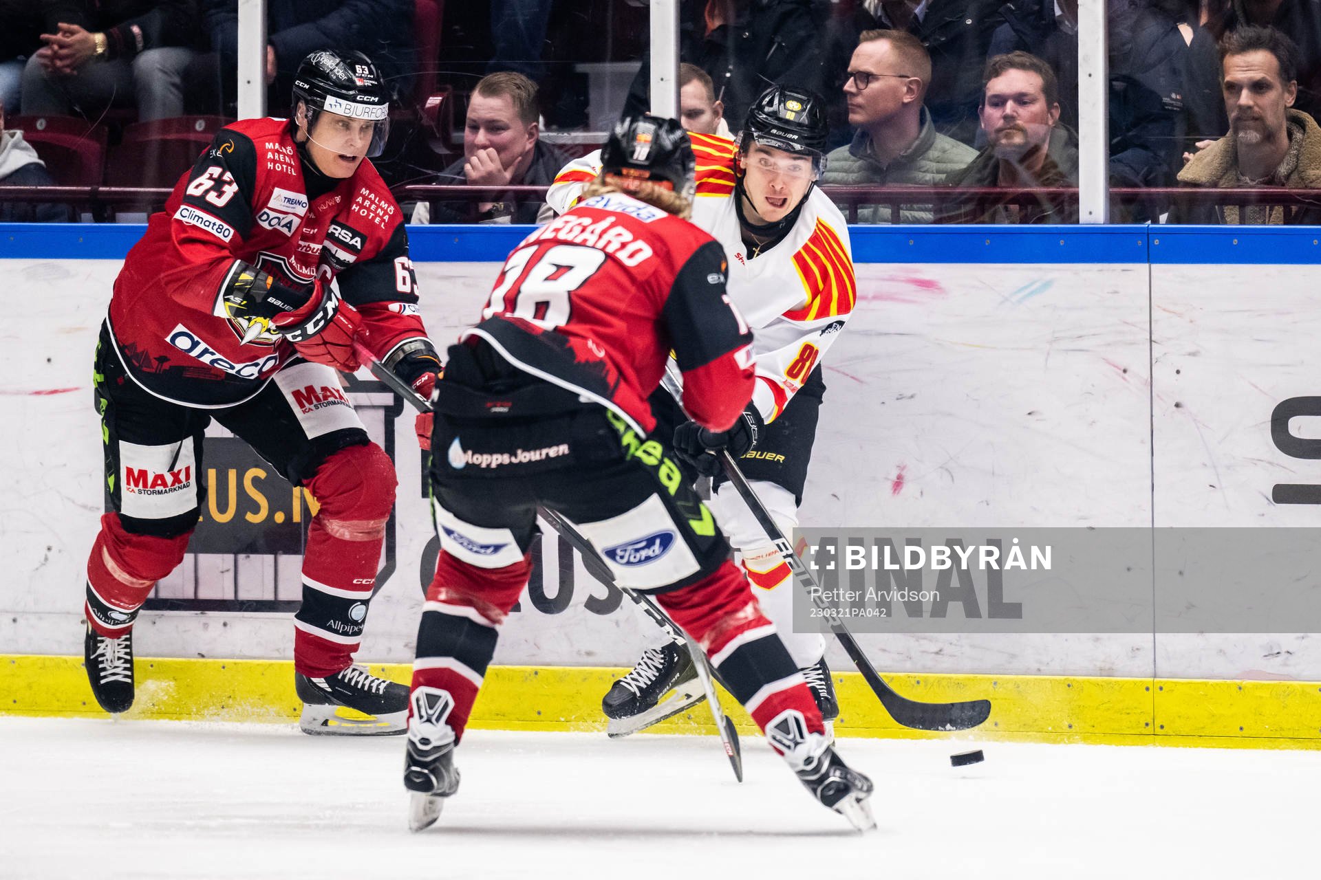 Brynäs Dmytro Timashov och Malmö Redhawks Fredrik