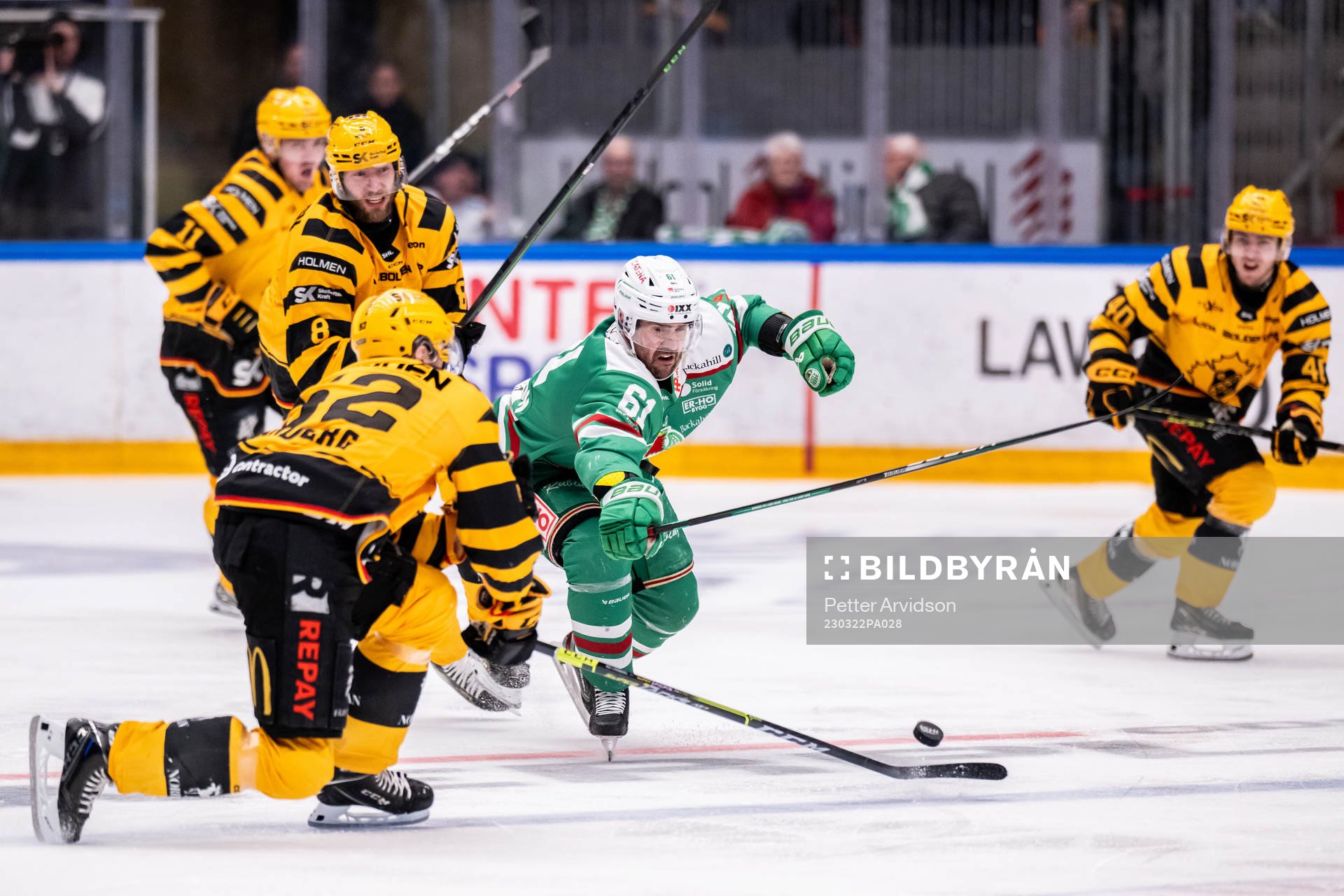 Rögles Ludvig Larsson mot Skellefteås Petter Granberg