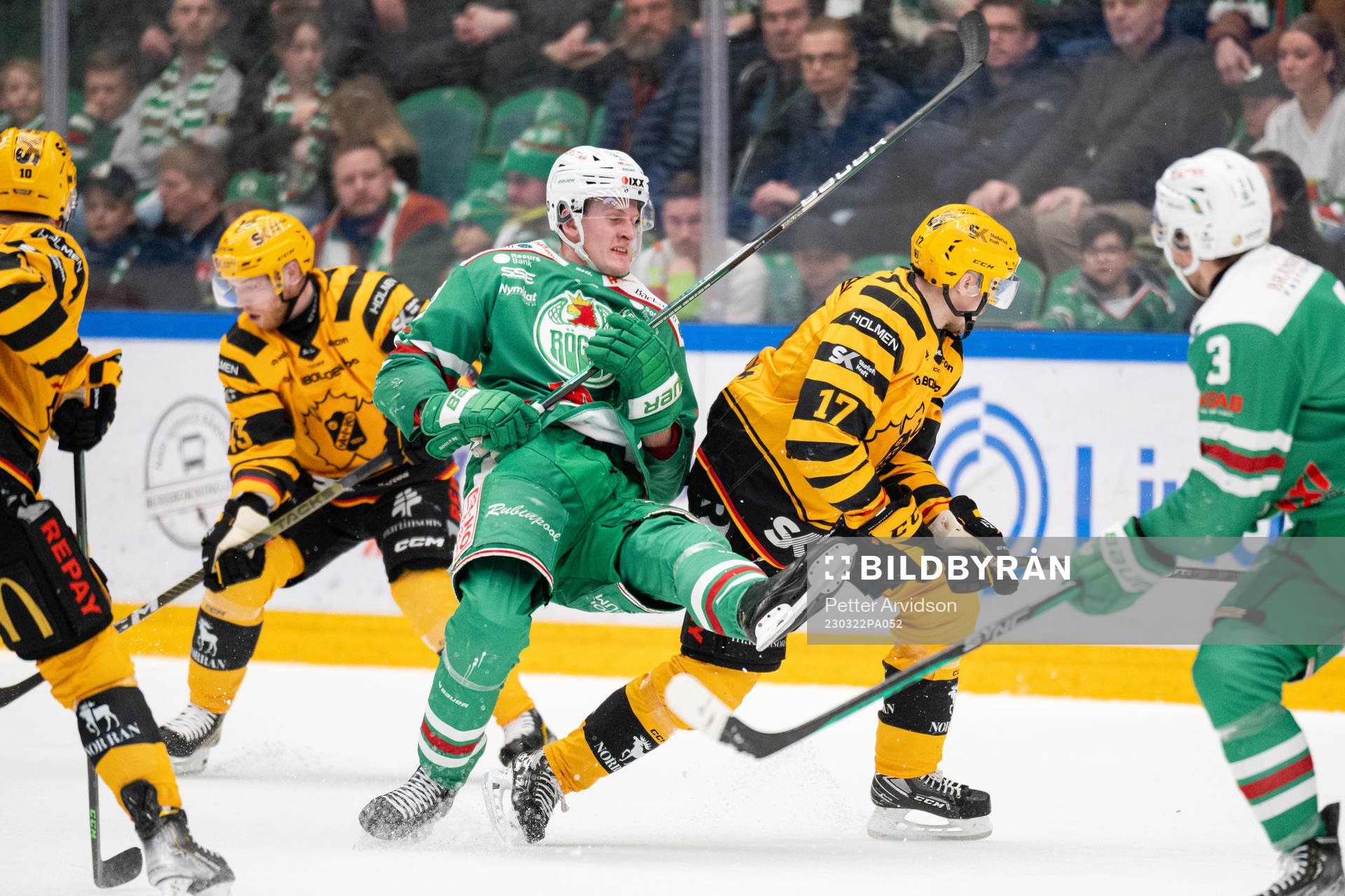 Rögles Adam Edström och Skellefteås Pär Lindholm