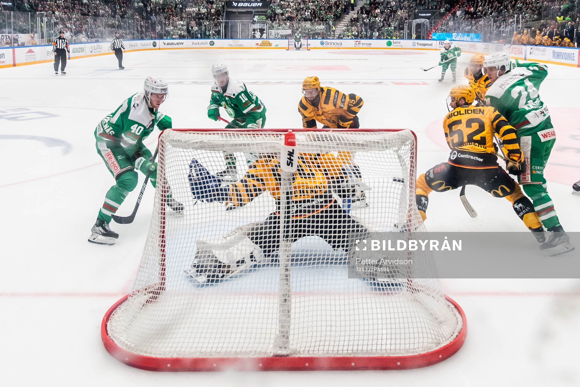 Rögles Oskar Stål-Lyrenäs (tv) gör 2-1 målet bakom