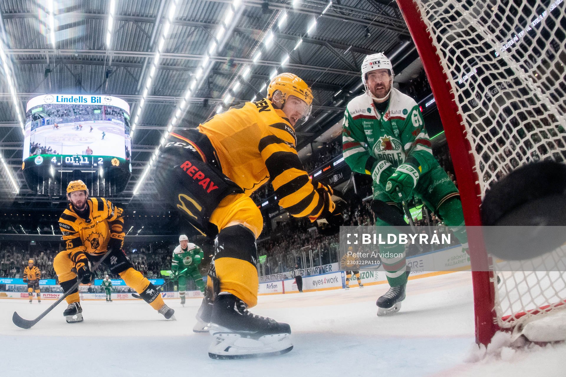Rögles Ludvig Larsson gör 5-2 målet