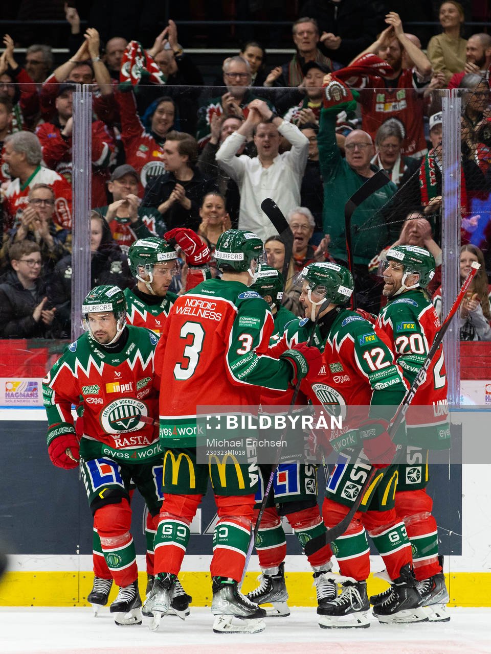 Frölundas Patrik Carlsson jublar