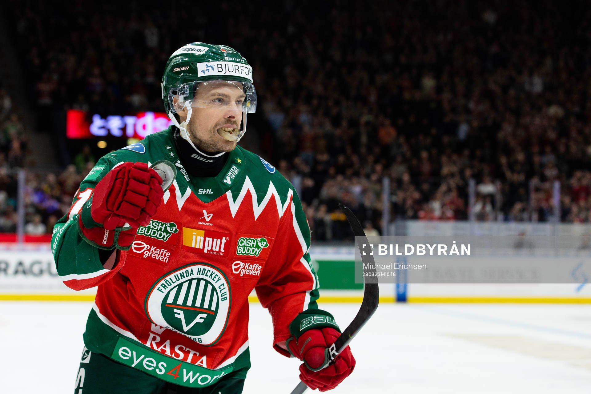 Frölundas Mats Rosseli Olsen jublar