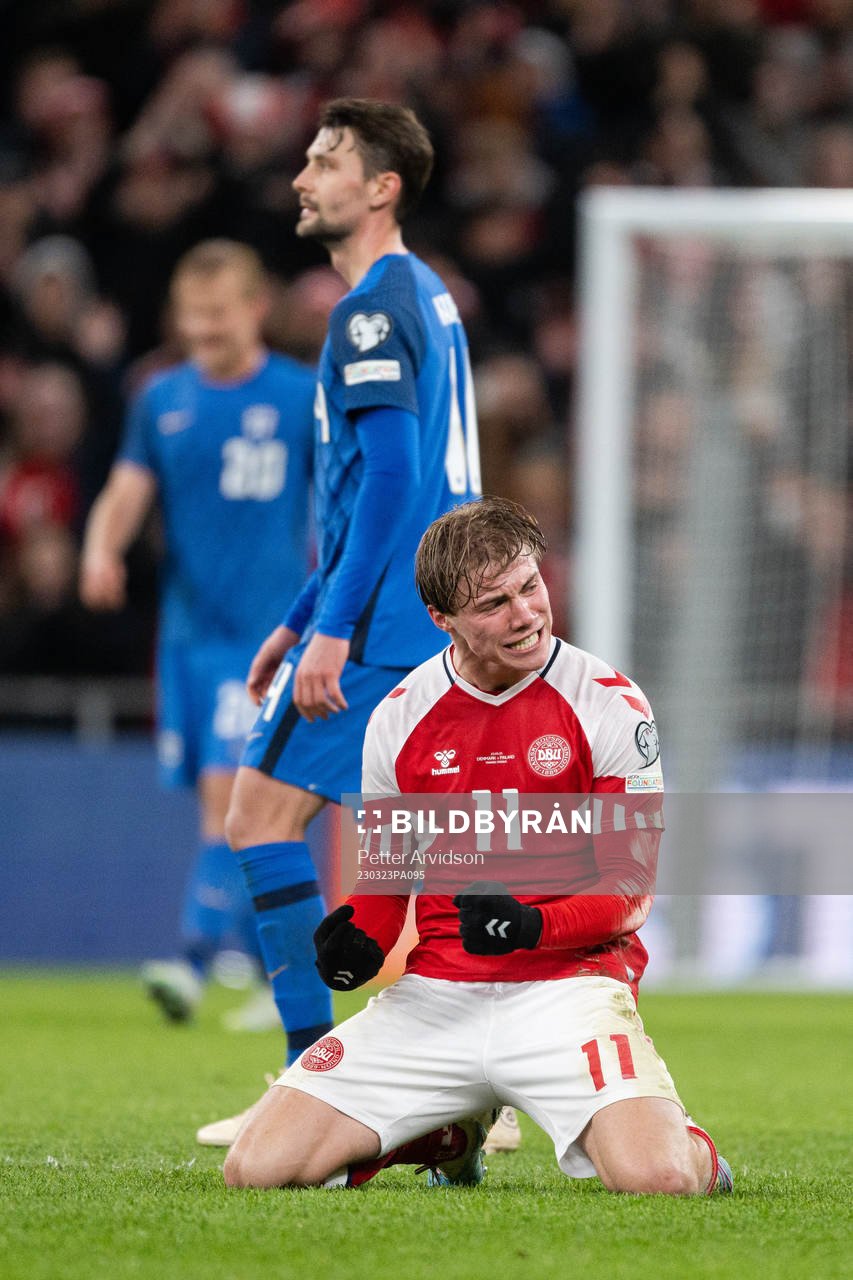 Rasmus Højlund of Denmark celebrates