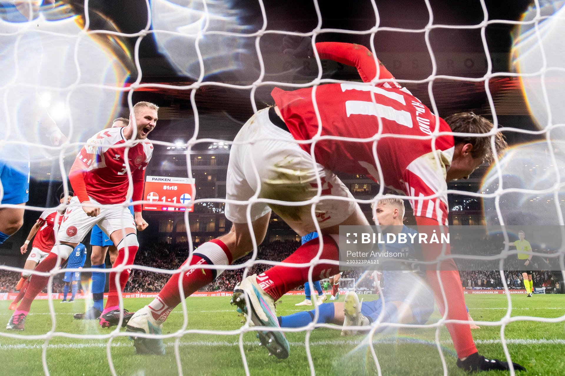 Victor Nelsson (left) celebrates