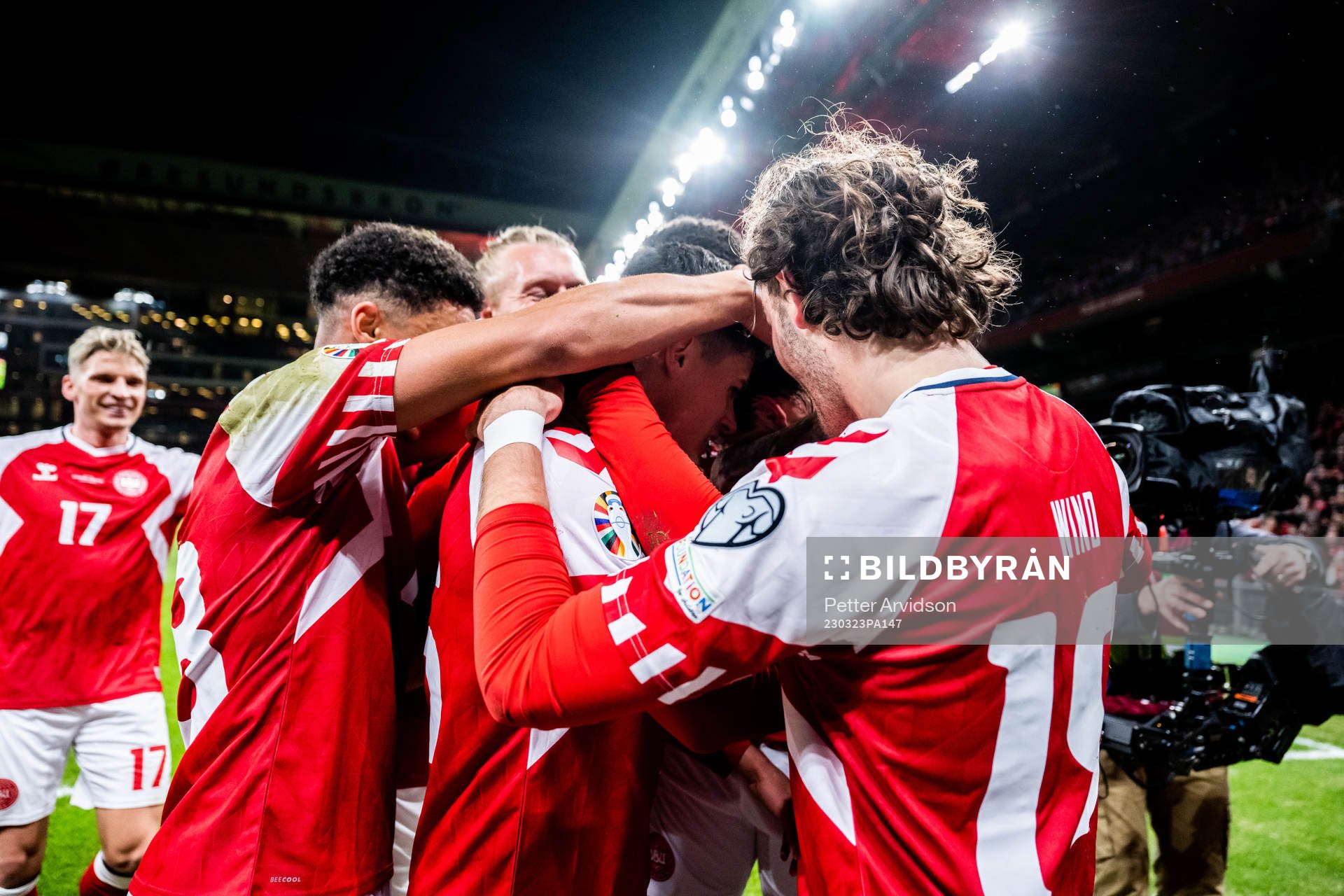 Rasmus Højlund of Denmark celebrate with teammates
