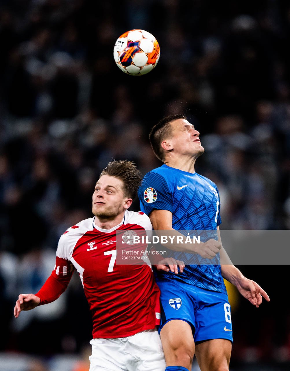 Mathias Jensen of Denmark and Robin Lod of Finland