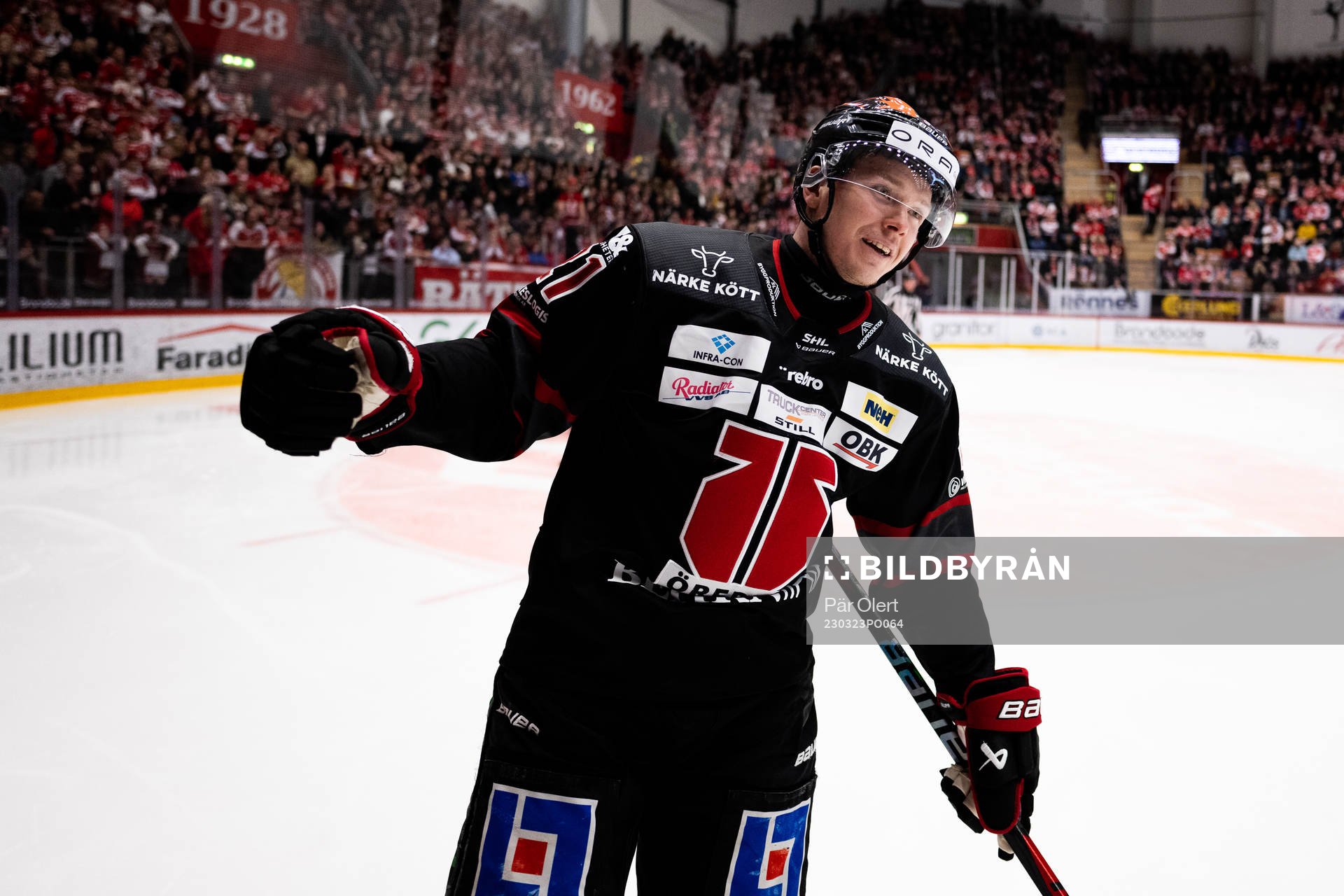 Örebros Linus Öberg jublar