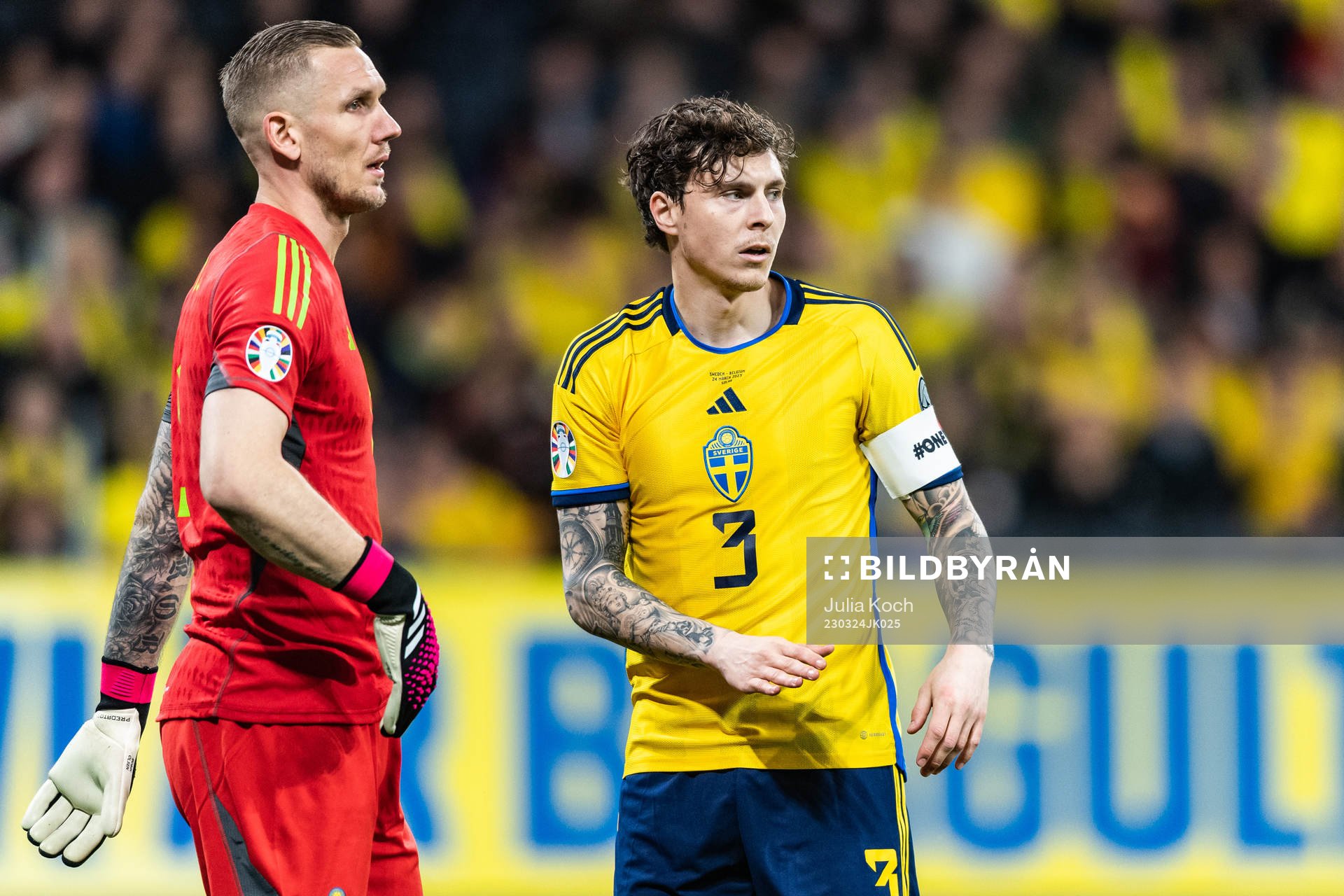 Goalkeeper Robin Olsen and Victor Nilsson Lindelöf of