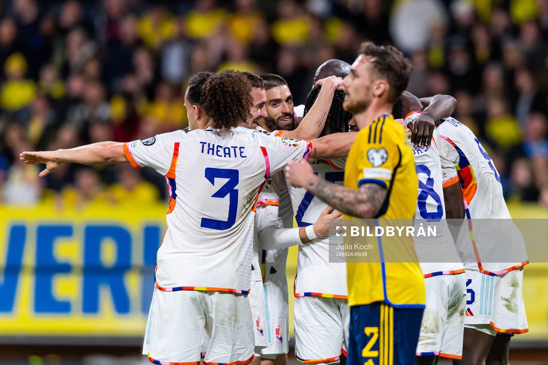 Romelu Lukaku of Belgium celebrates with team mates