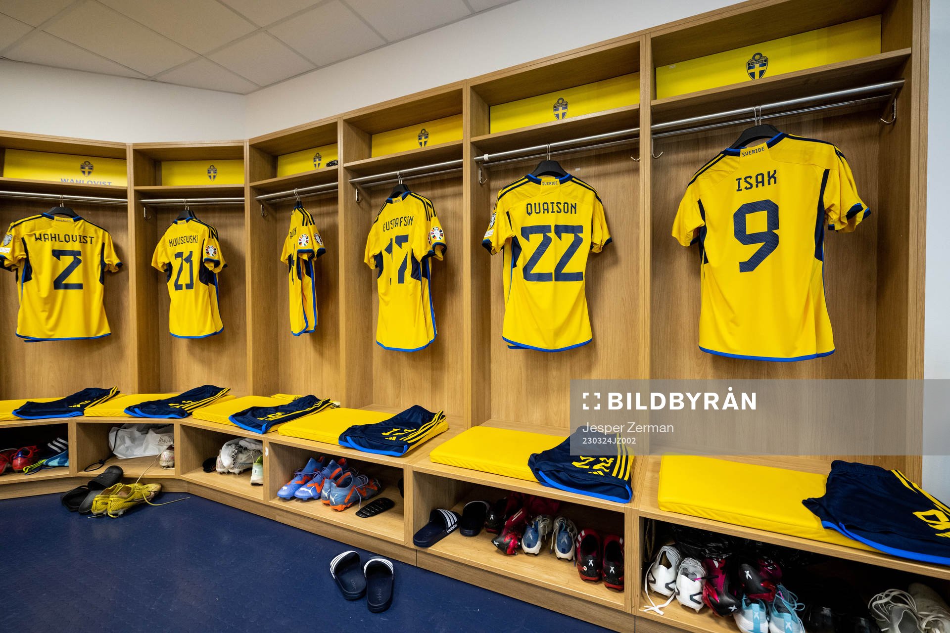 The jerseys of Linus Wahlqvist, Dejan Kulusevski, Ludwig