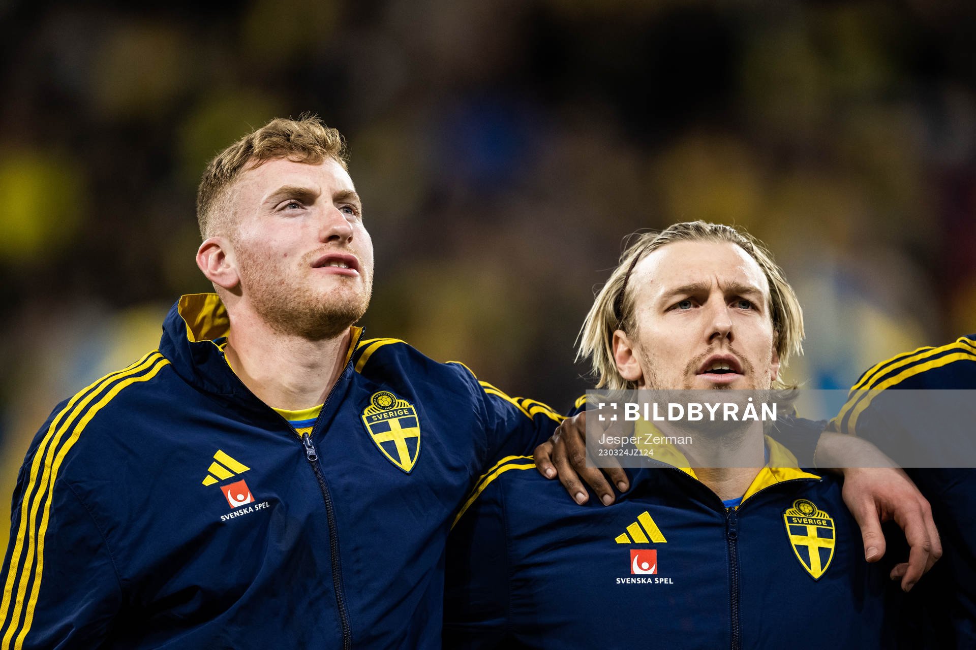 Dejan Kulusevski and Emil Forsberg of Sweden