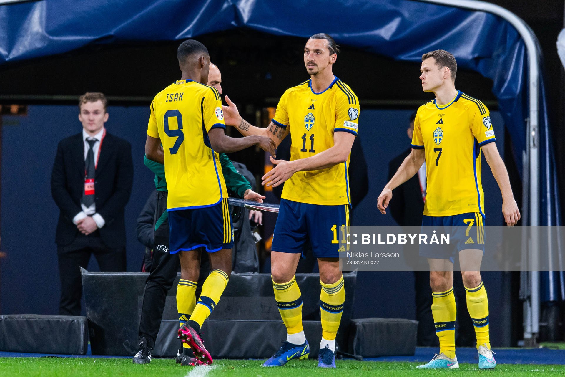 Alexander Isak is substituted of for Alexander Isak of