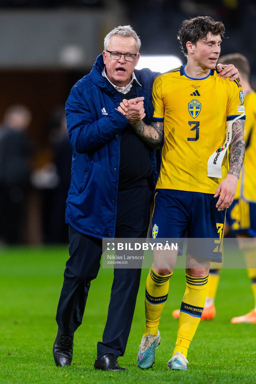 Head coach Janne Andersson and Victor Nilsson Lindelöf