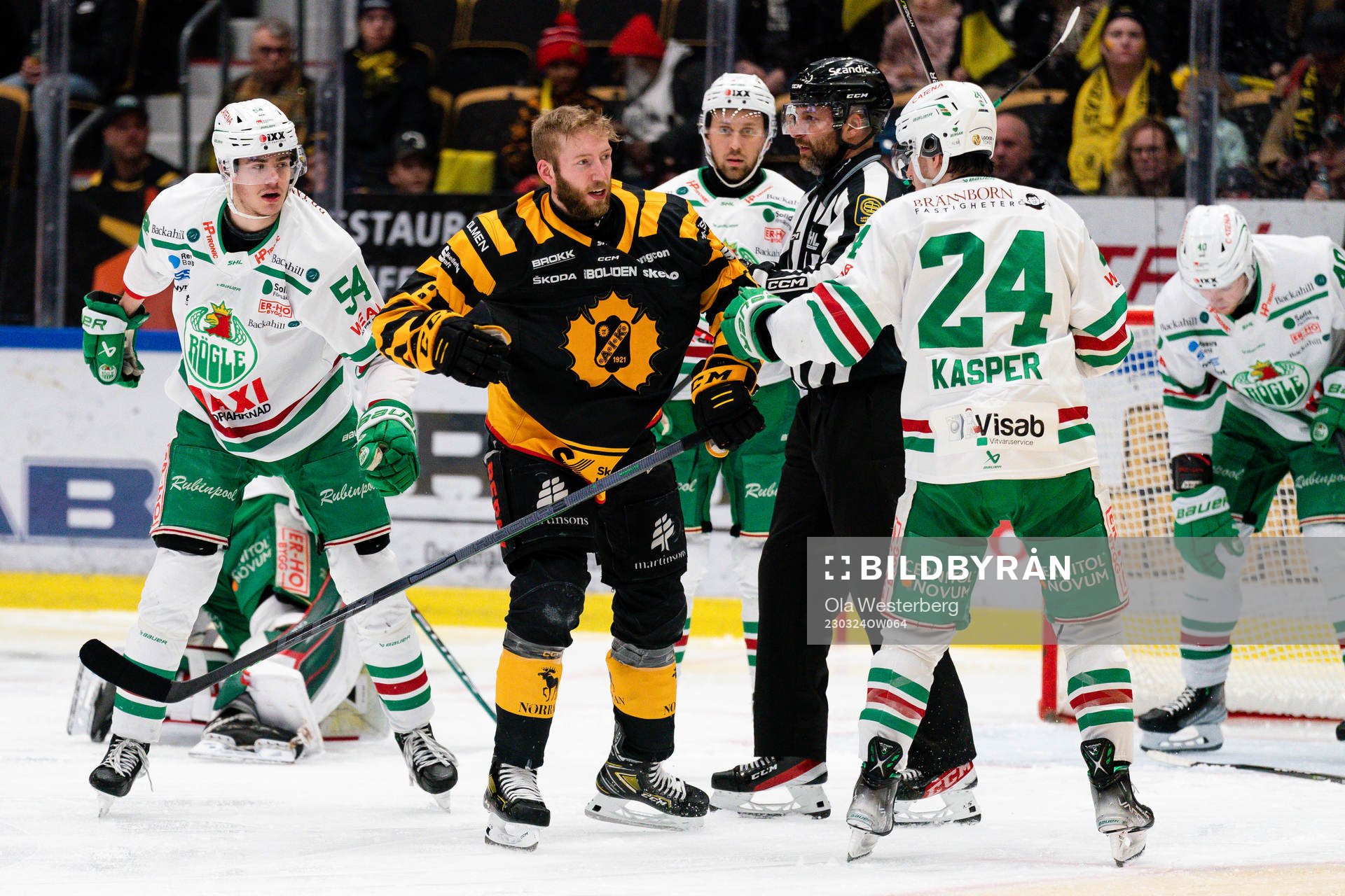 Skellefteå AIKs Petter Granberg och Rögles Marco Kasper