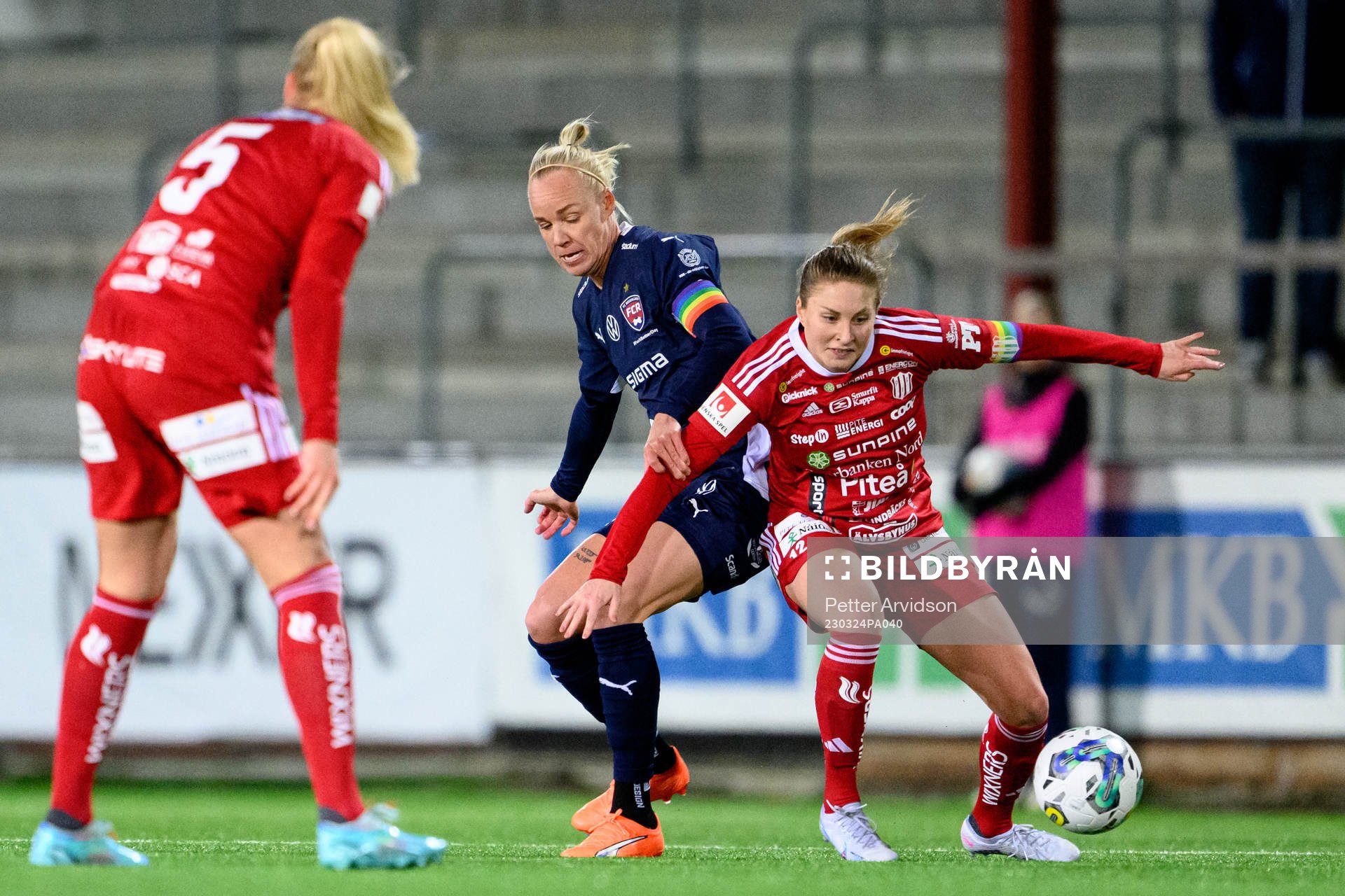 FC Rosengårds Caroline Seger och Piteås Fanny Andersson