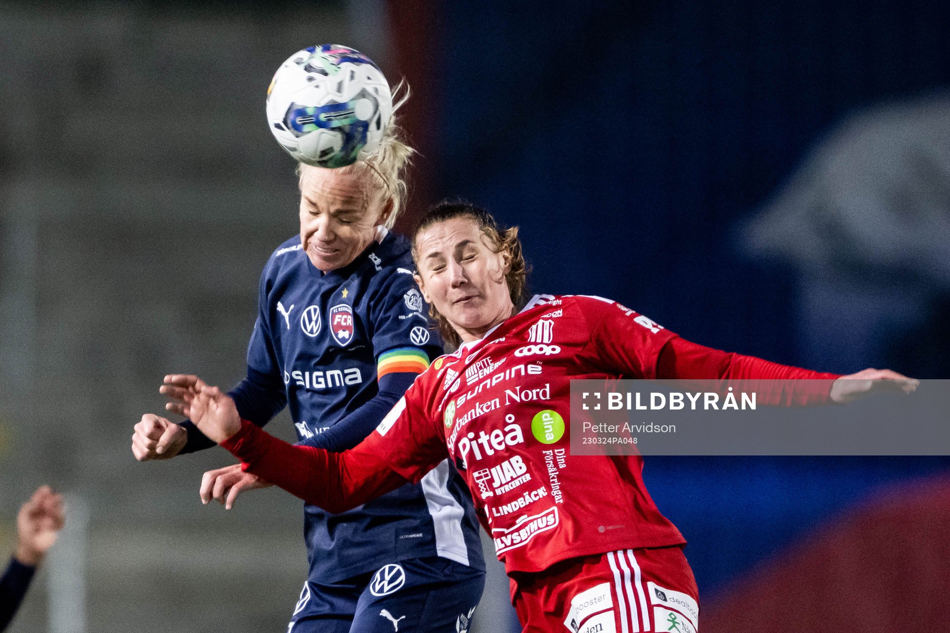 FC Rosengårds Caroline Seger och Piteås Olivia Holm