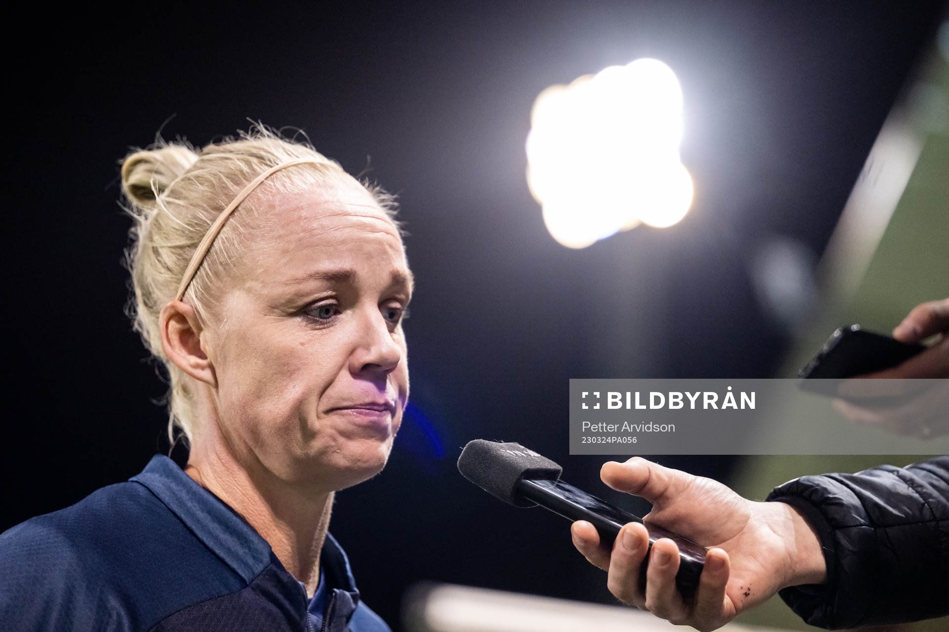FC Rosengårds Caroline Seger blir intervjuad