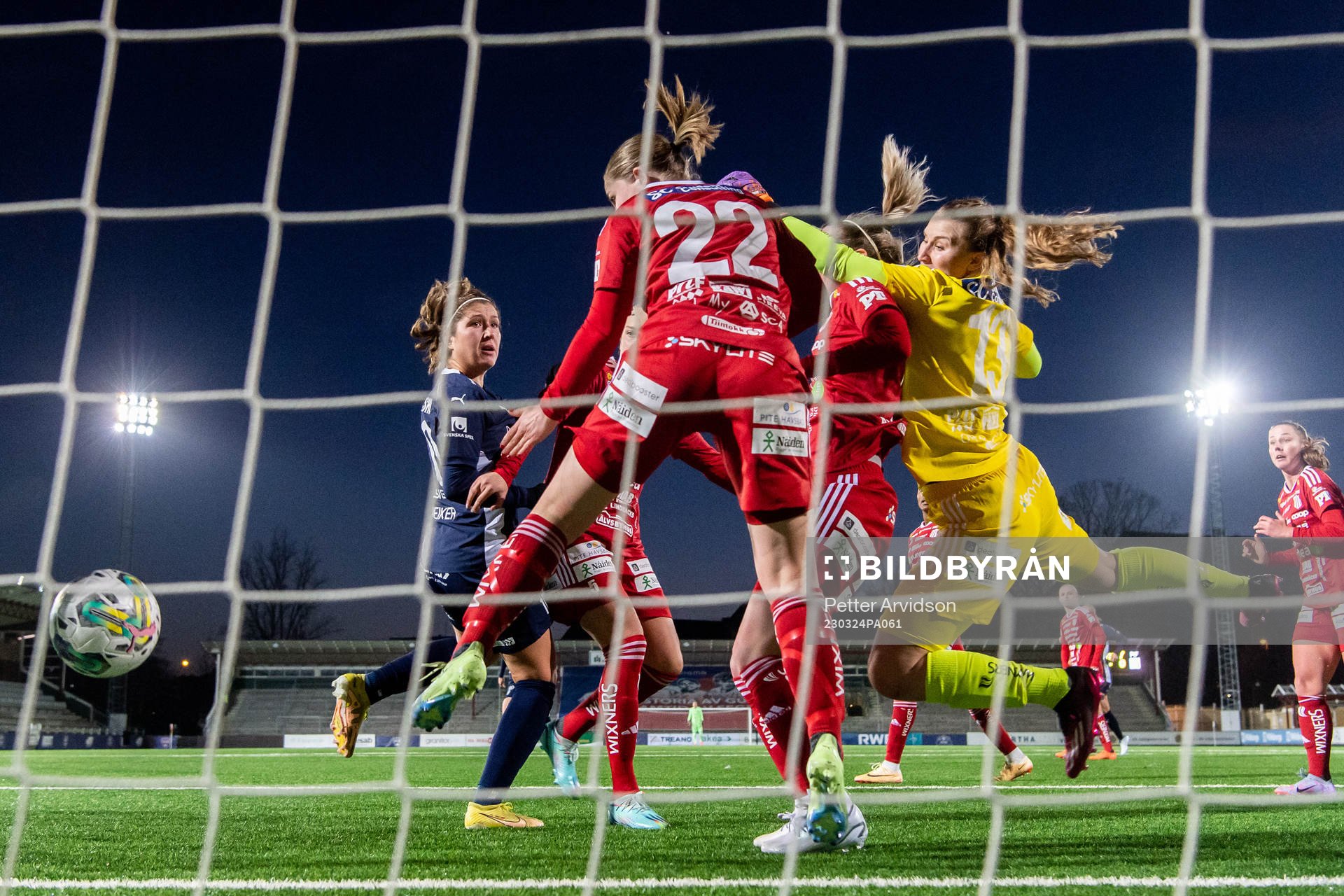 FC Rosengårds Loreta Kullashi gör 1-0 bakom Piteås