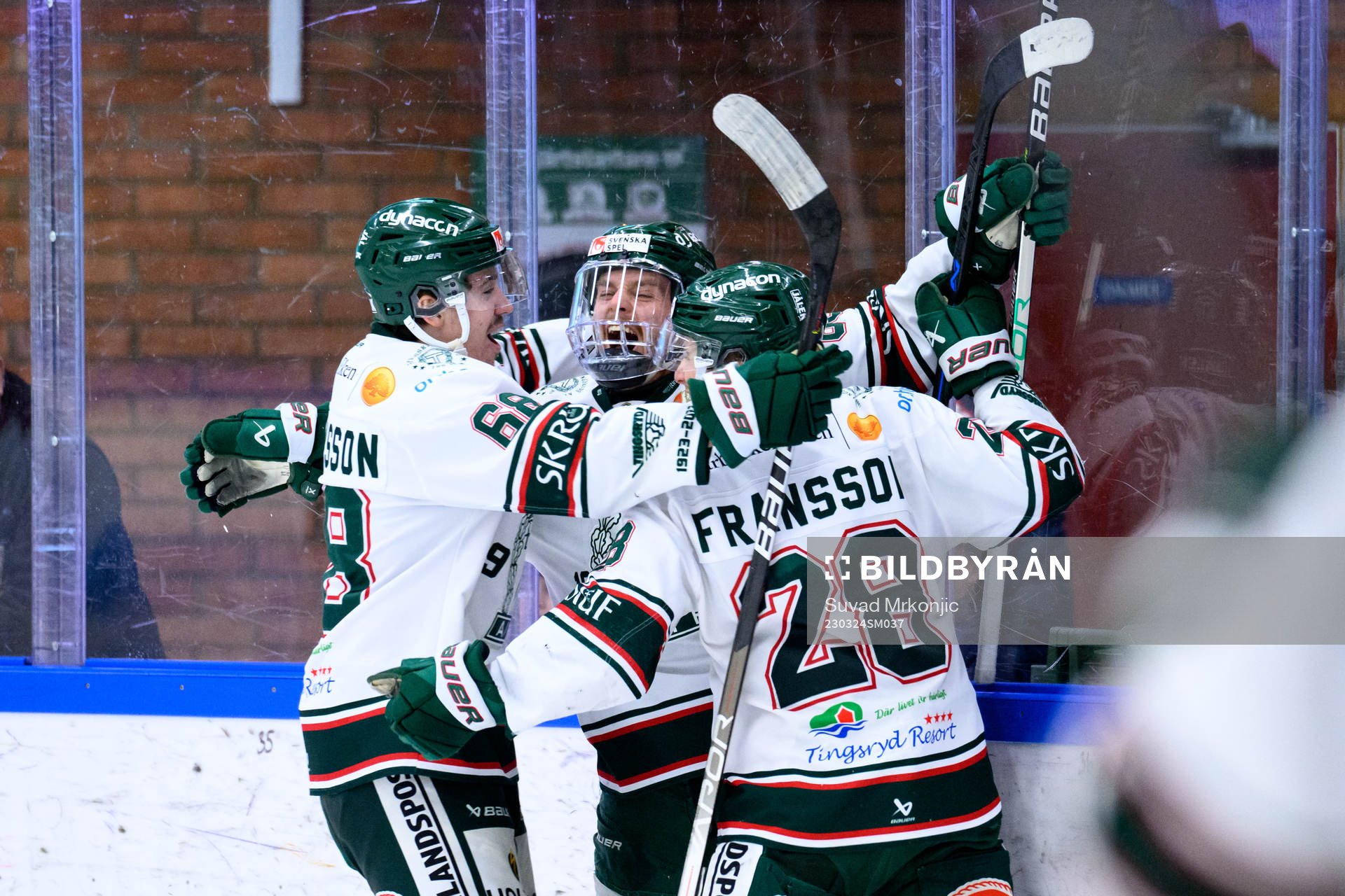 Tingsryds Ludvig Levinsson och William Fransson jublar