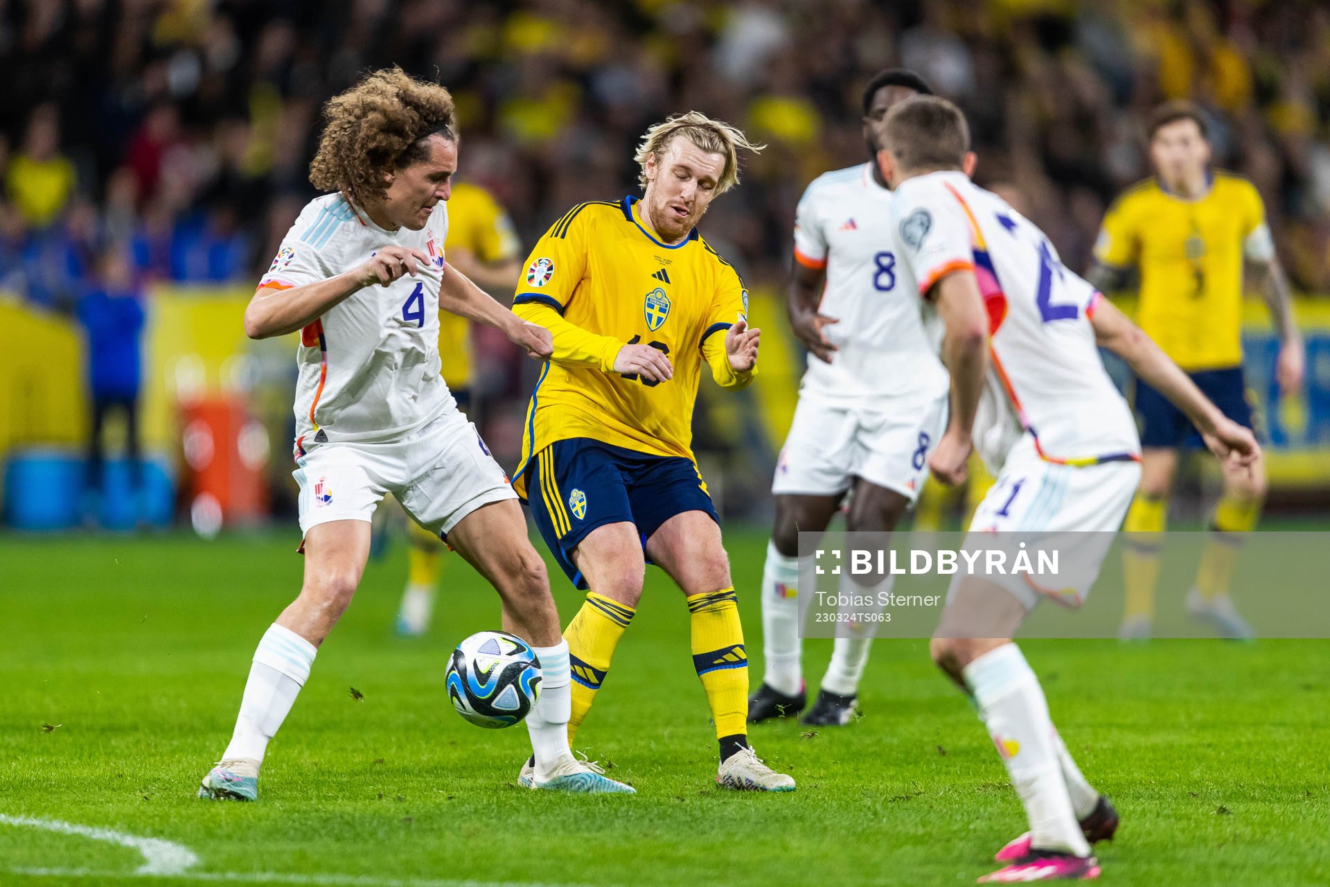 Wout Faes of Belgium and Emil Forsberg of Sweden