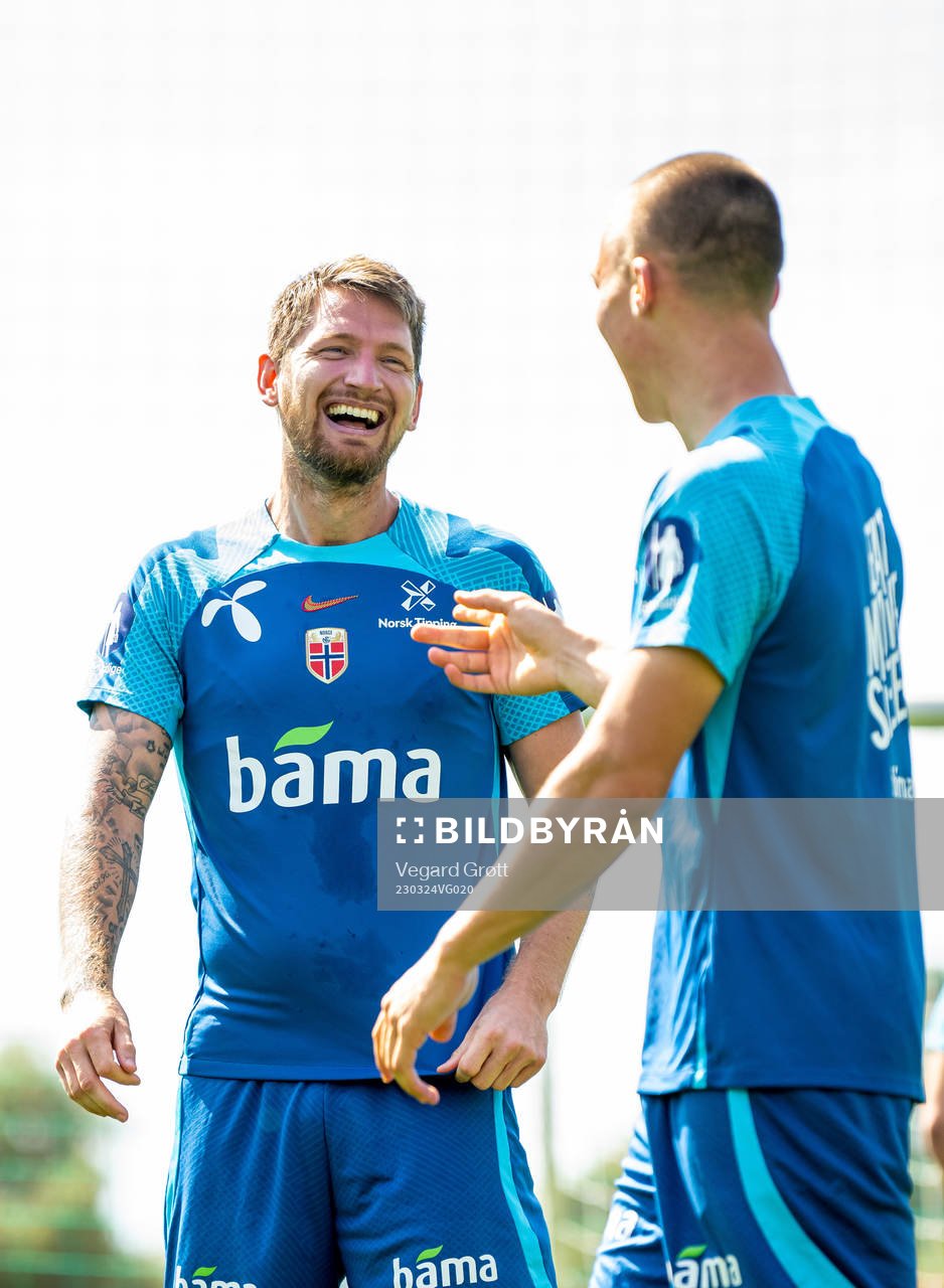 Stefan Strandberg and Leo Skiri Østigård of the Norwegian