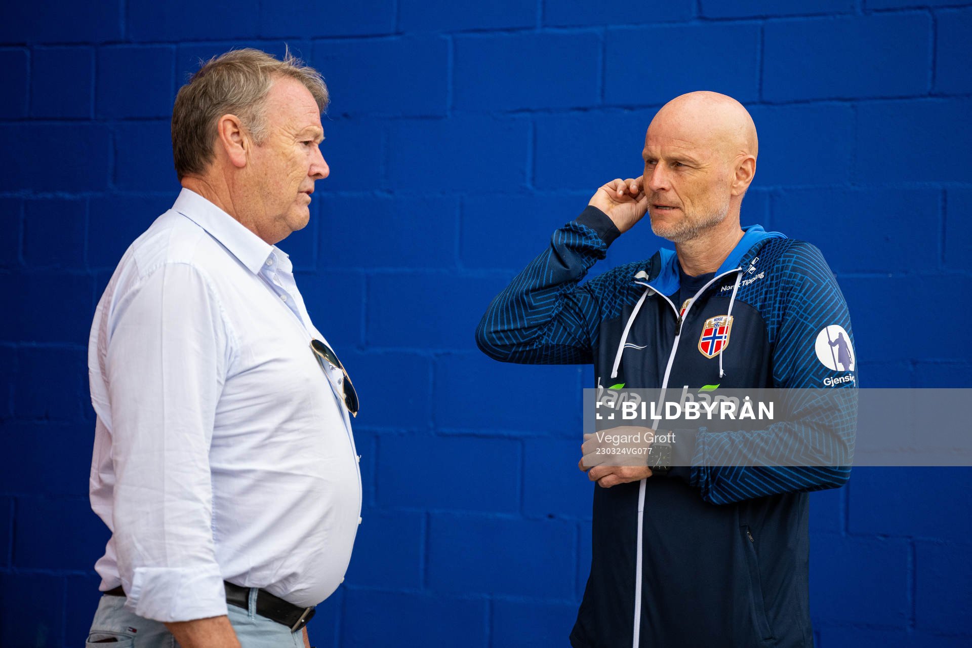 Åge Hareide and Ståle Solbakken, head coach of the
