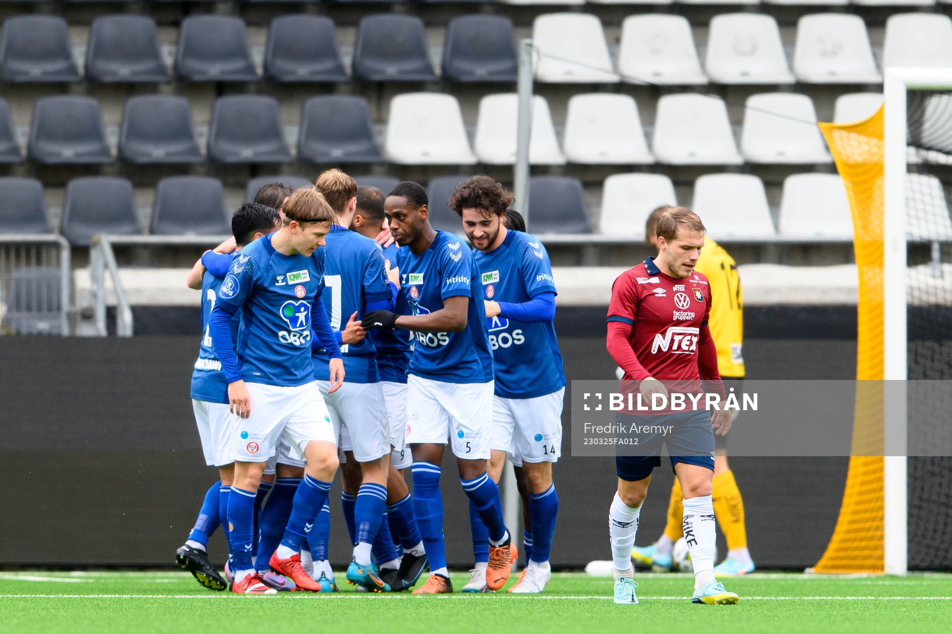 KFUMs spelare jublar