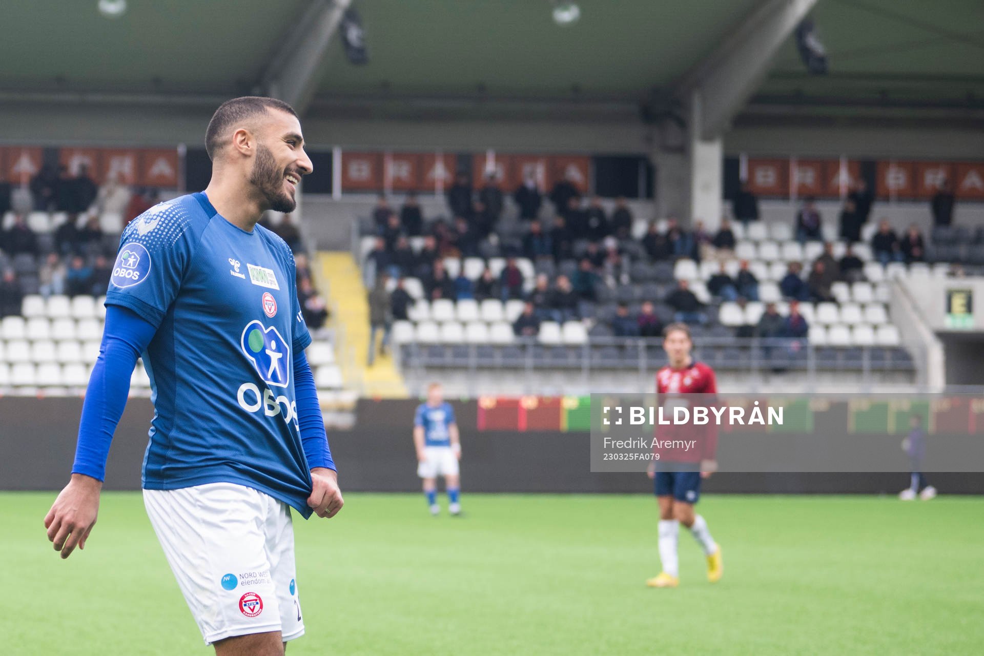 KFUMs Ayoub Aleesami under träningsmatchen i fotboll mellan Örgryte och KFUM den 25 mars 2023 i Göteborg. 